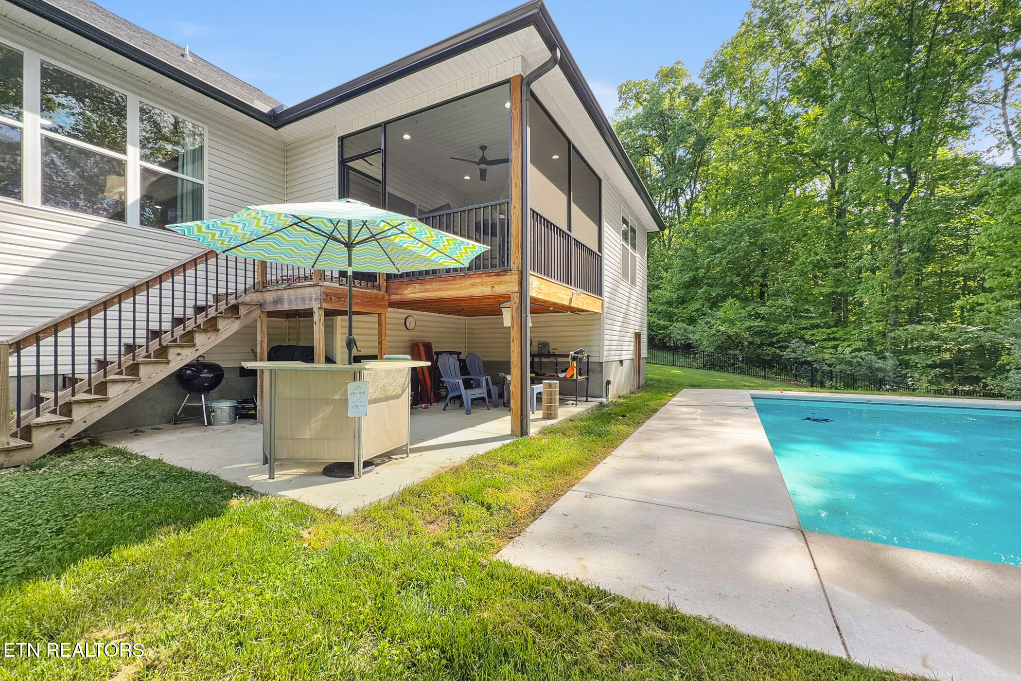 212 Nicoma Circle Loudon TN 37774