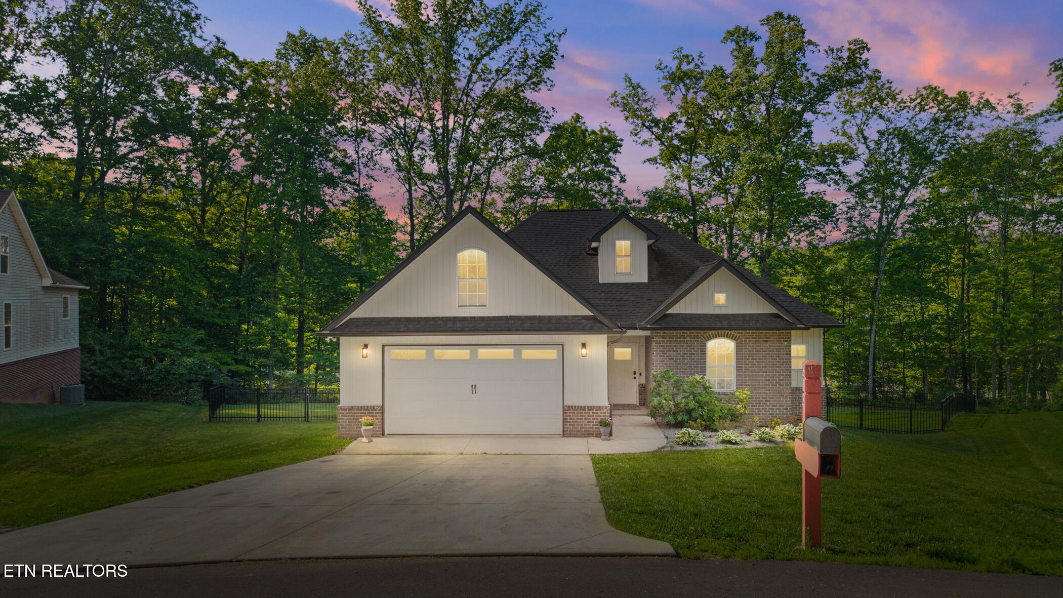 212 Nicoma Circle Loudon TN 37774