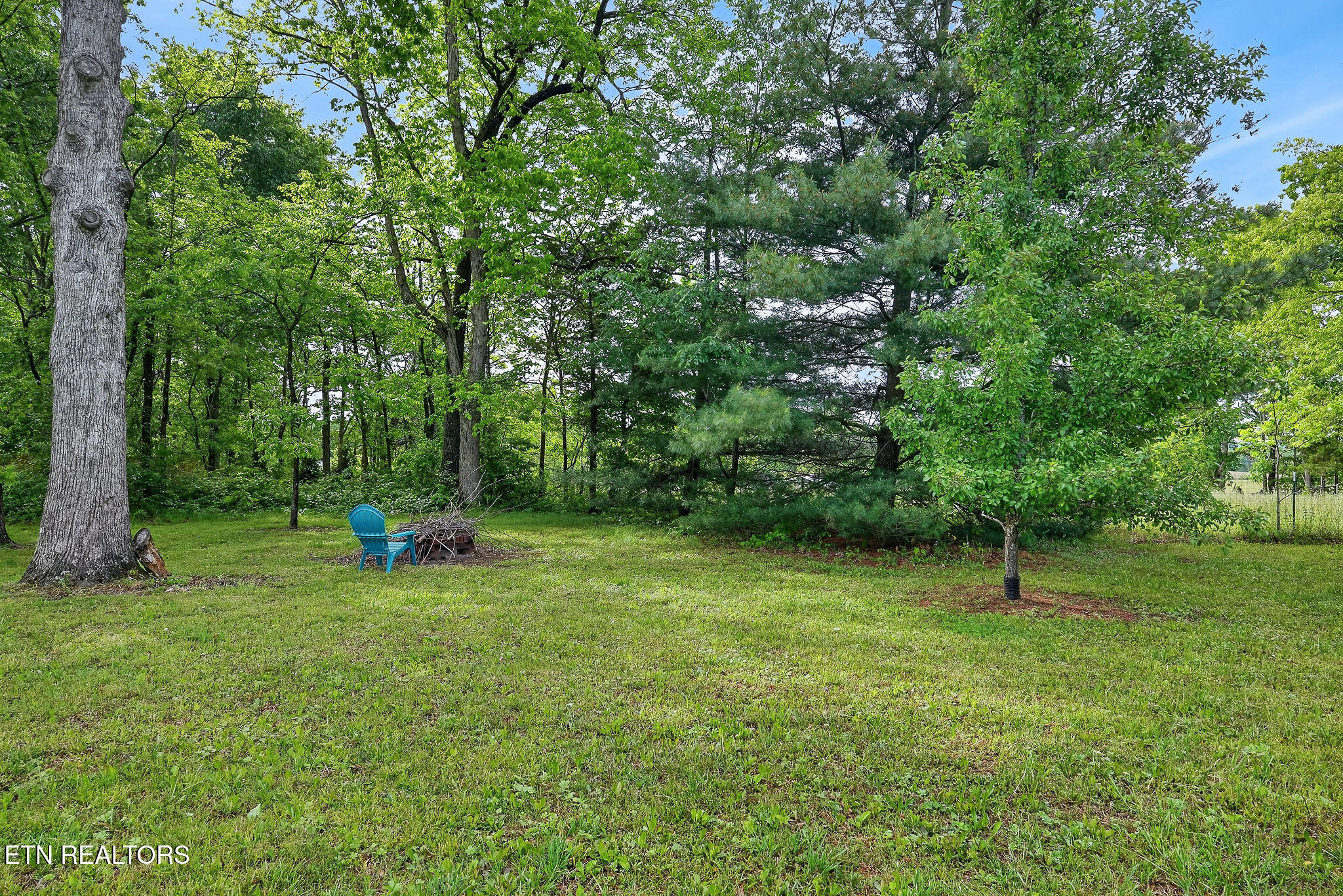 8607 Crossville Highway Sparta TN 38583