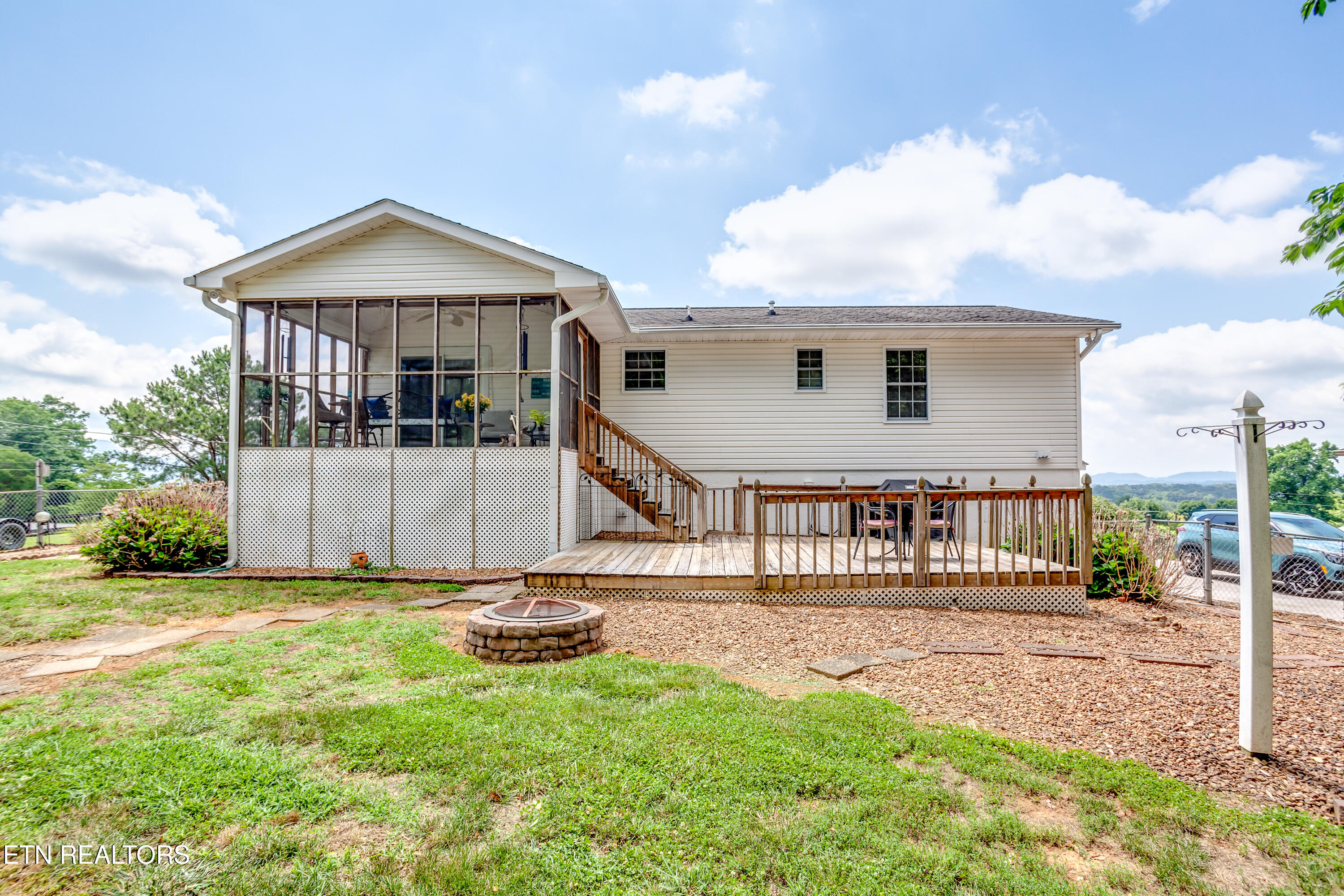 142 Highland Drive Corryton TN 37721