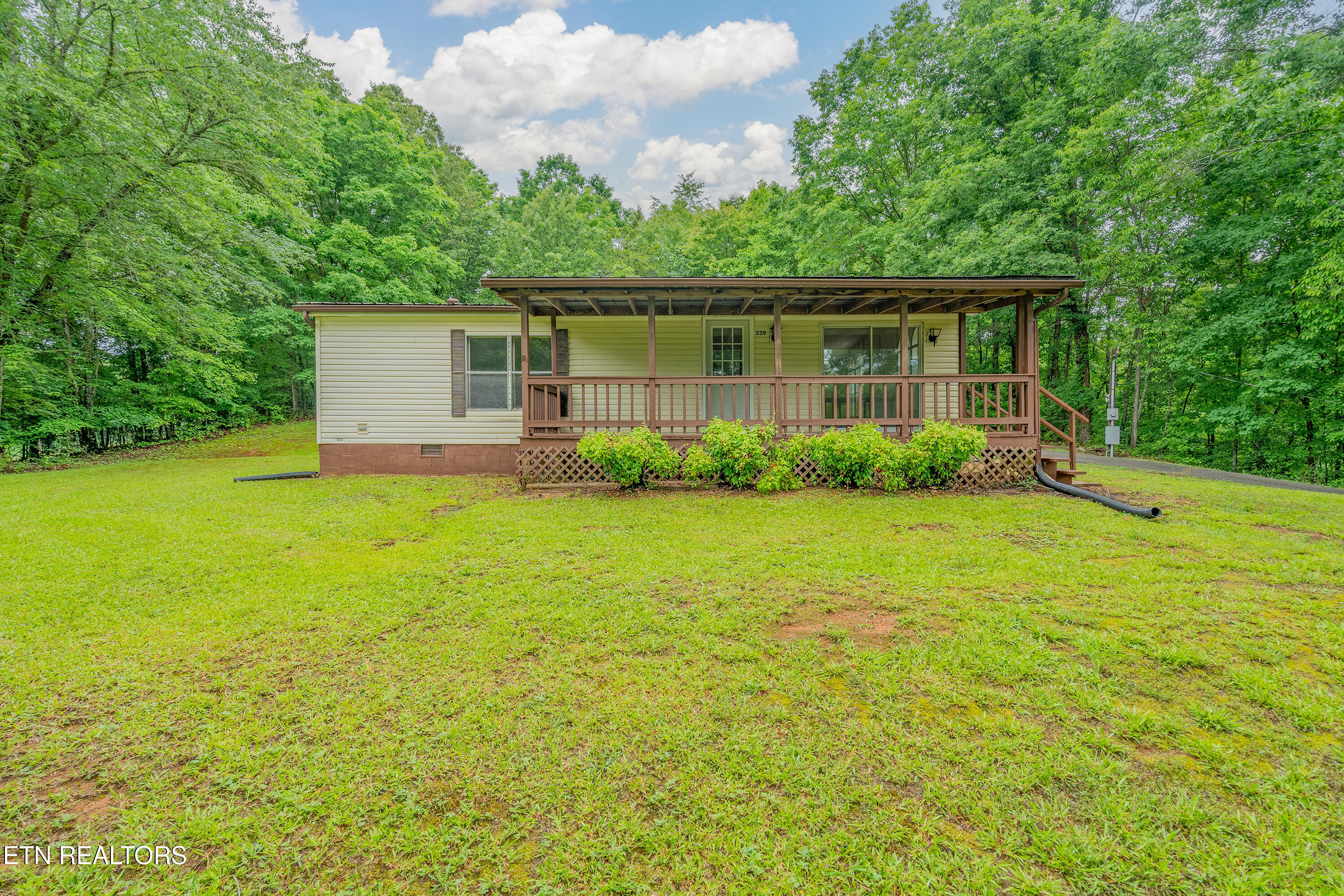 339 Bowers Road Harriman TN 37748
