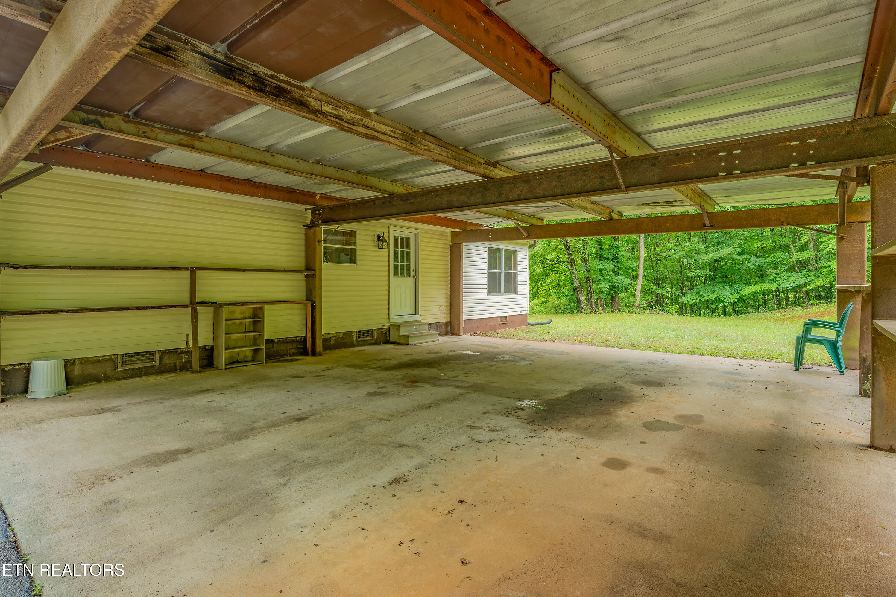 339 Bowers Road Harriman TN 37748