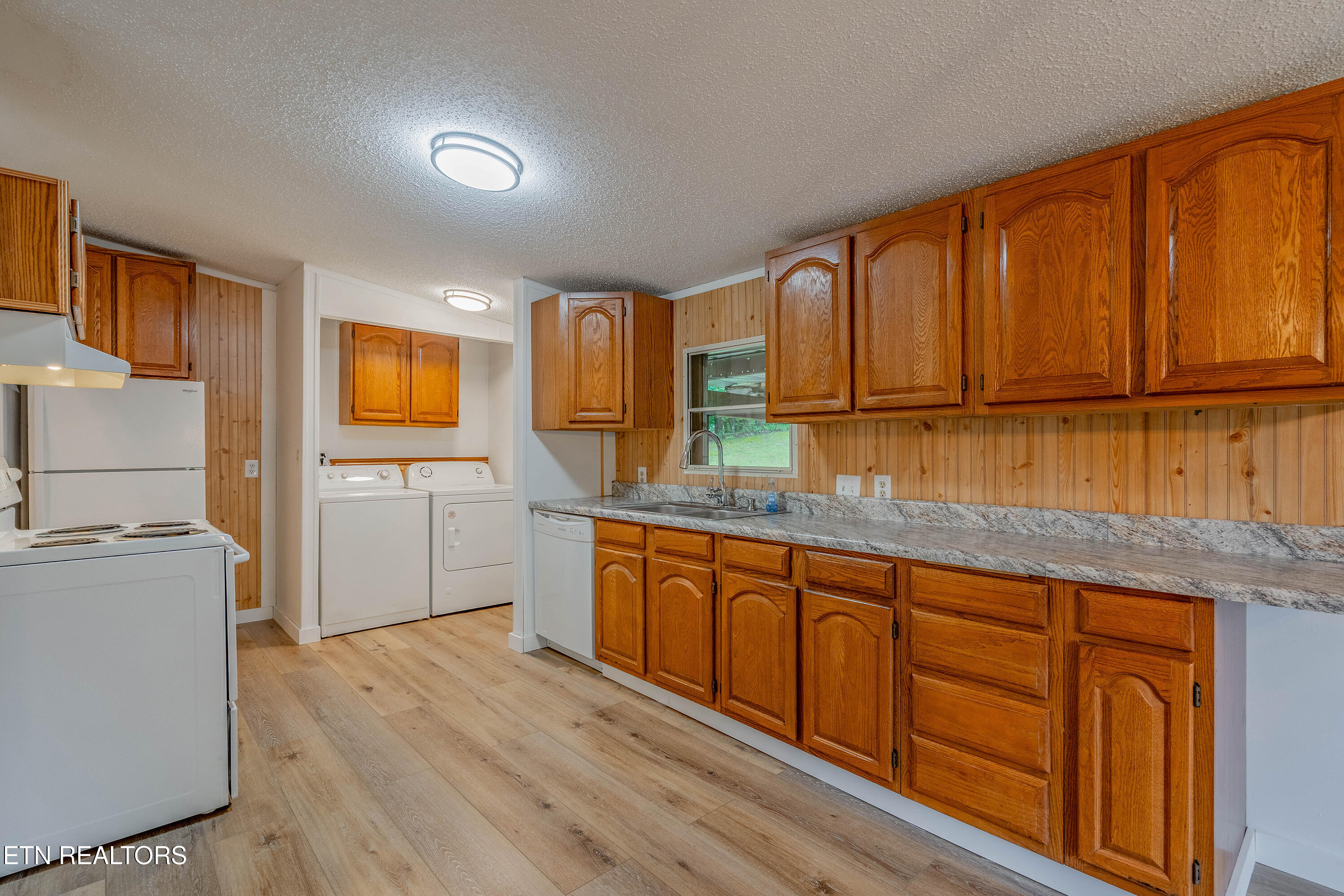339 Bowers Road Harriman TN 37748