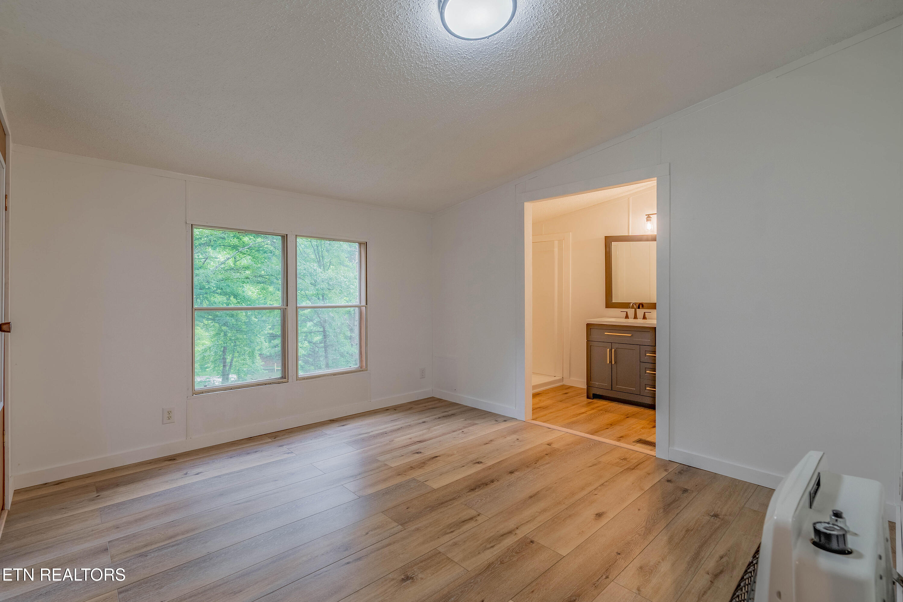 339 Bowers Road Harriman TN 37748