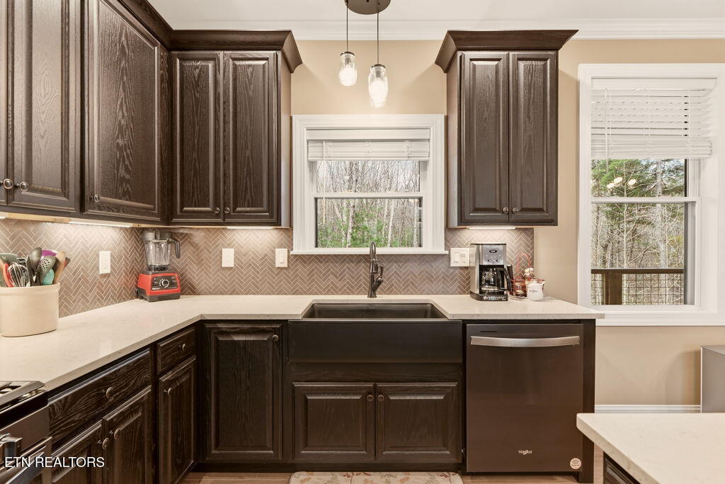 1159 Emory Heights Road Lancing TN 37770