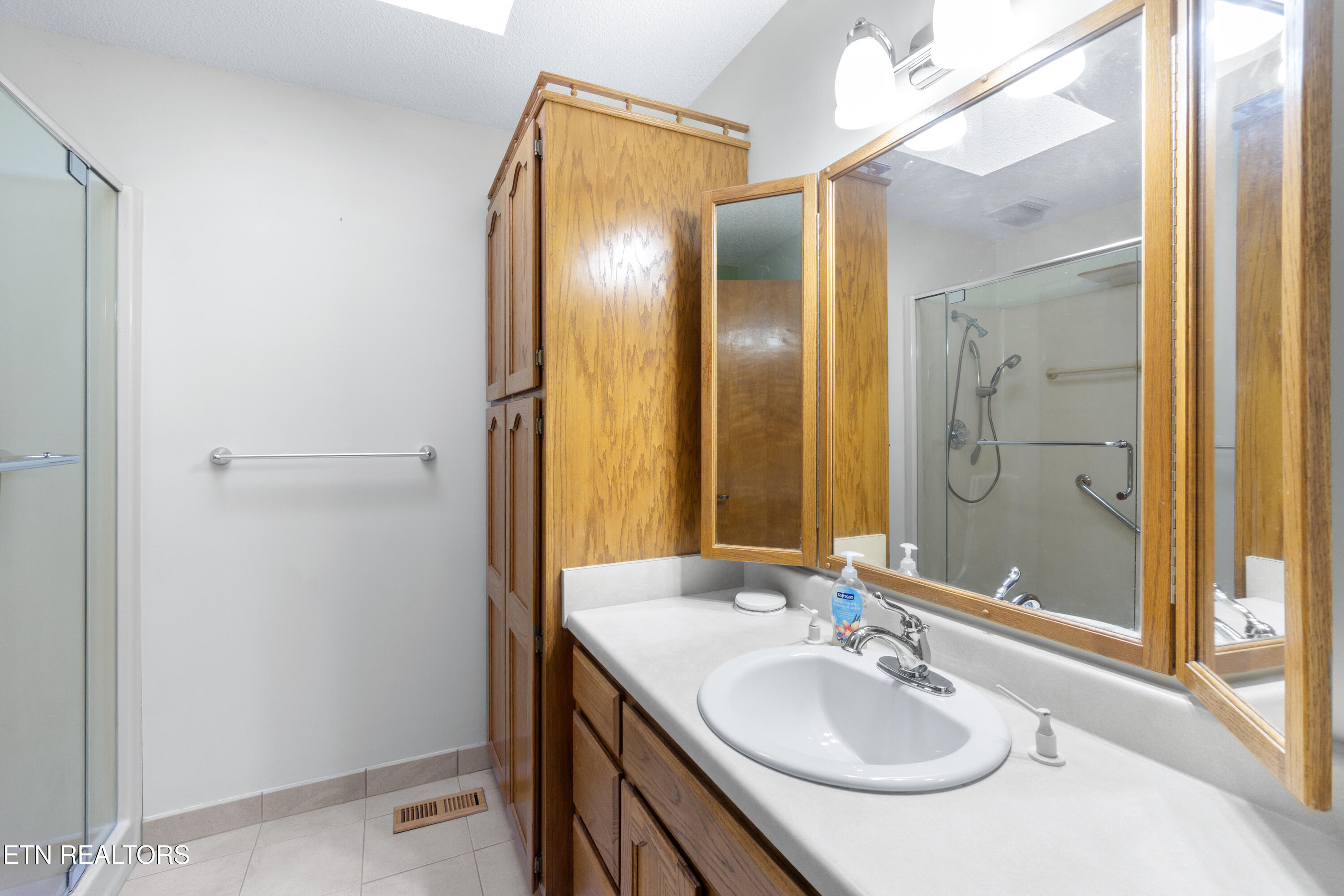 11 Londell Court Crossville TN 38558