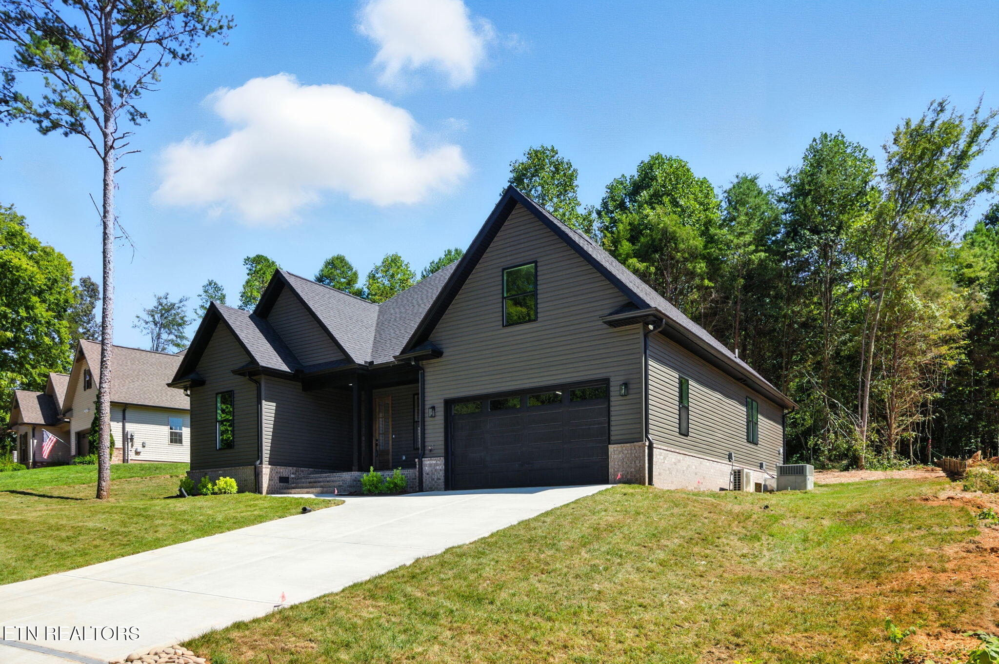 121 Inagehi Way Loudon TN 37774