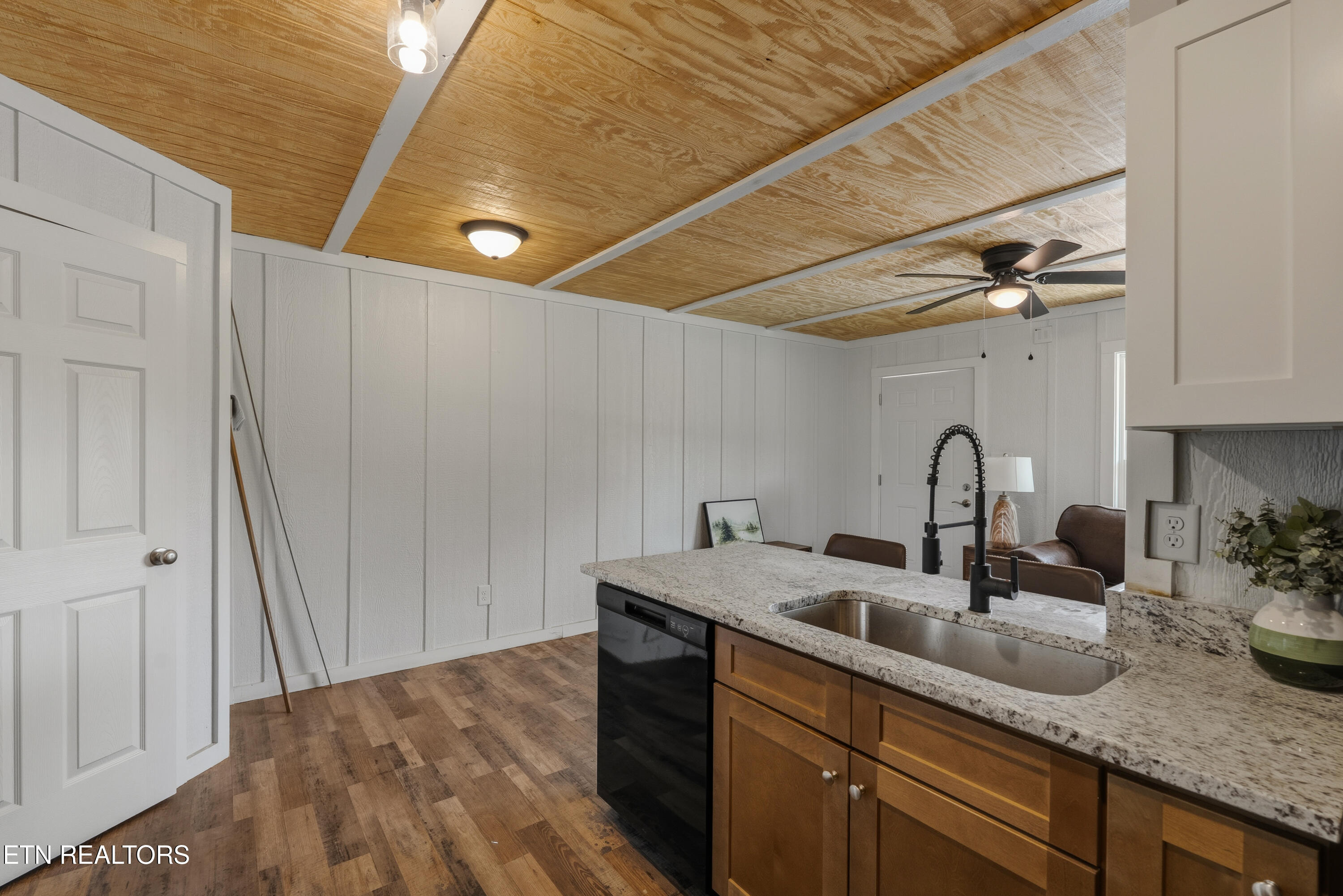 225 Burnett Station Road Seymour TN 37865