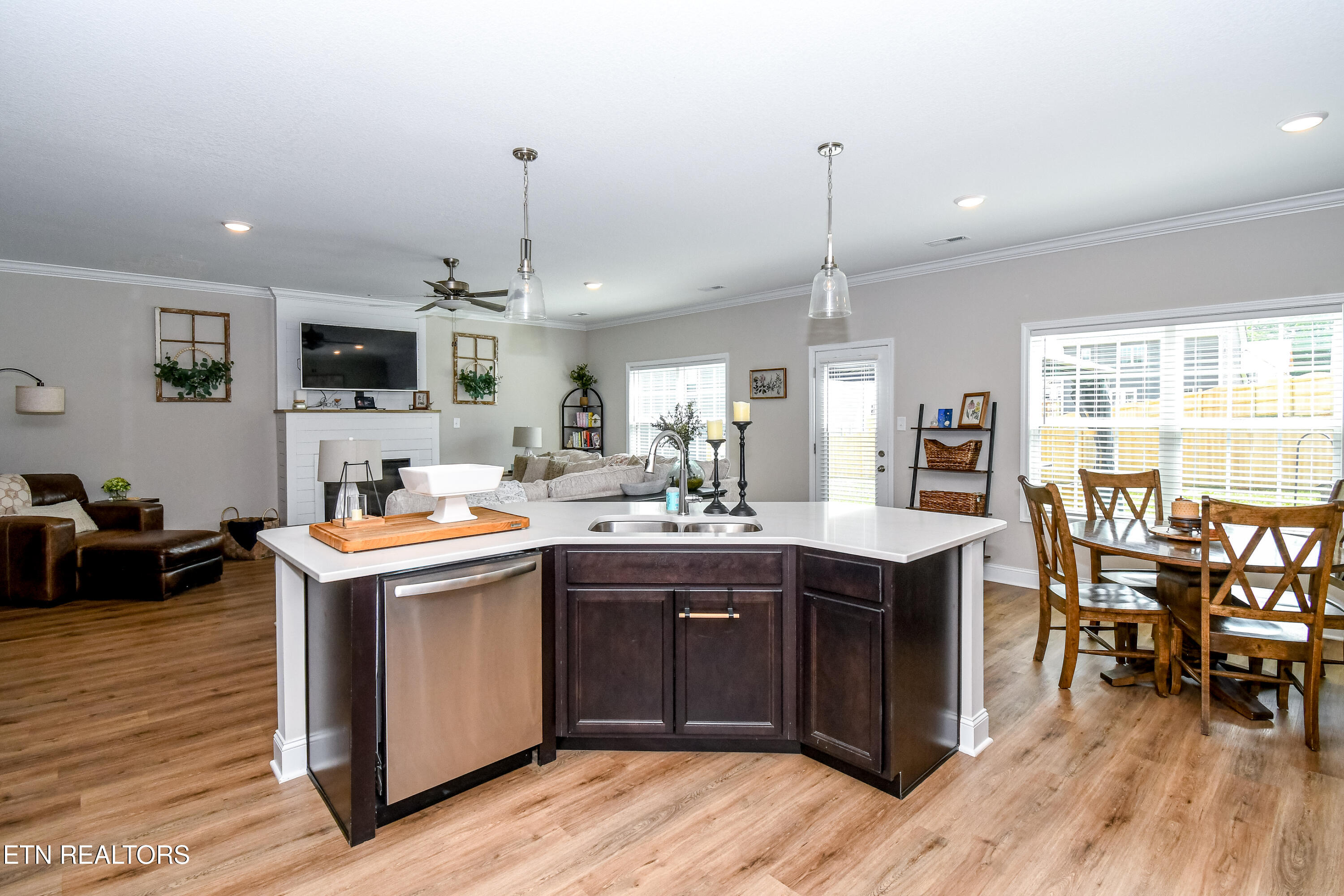7707 Honey Oaks Road Corryton TN 37721