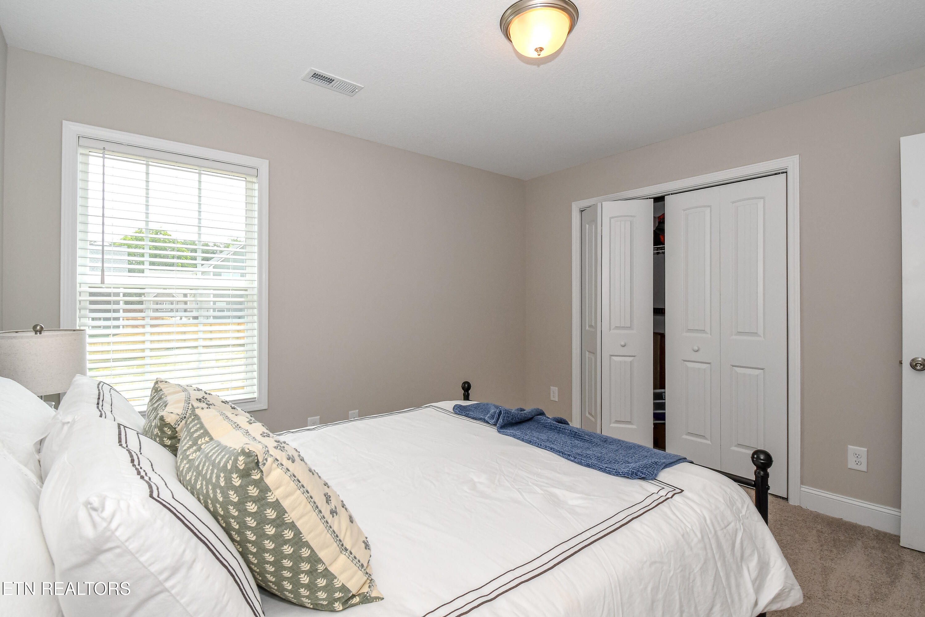 7707 Honey Oaks Road Corryton TN 37721