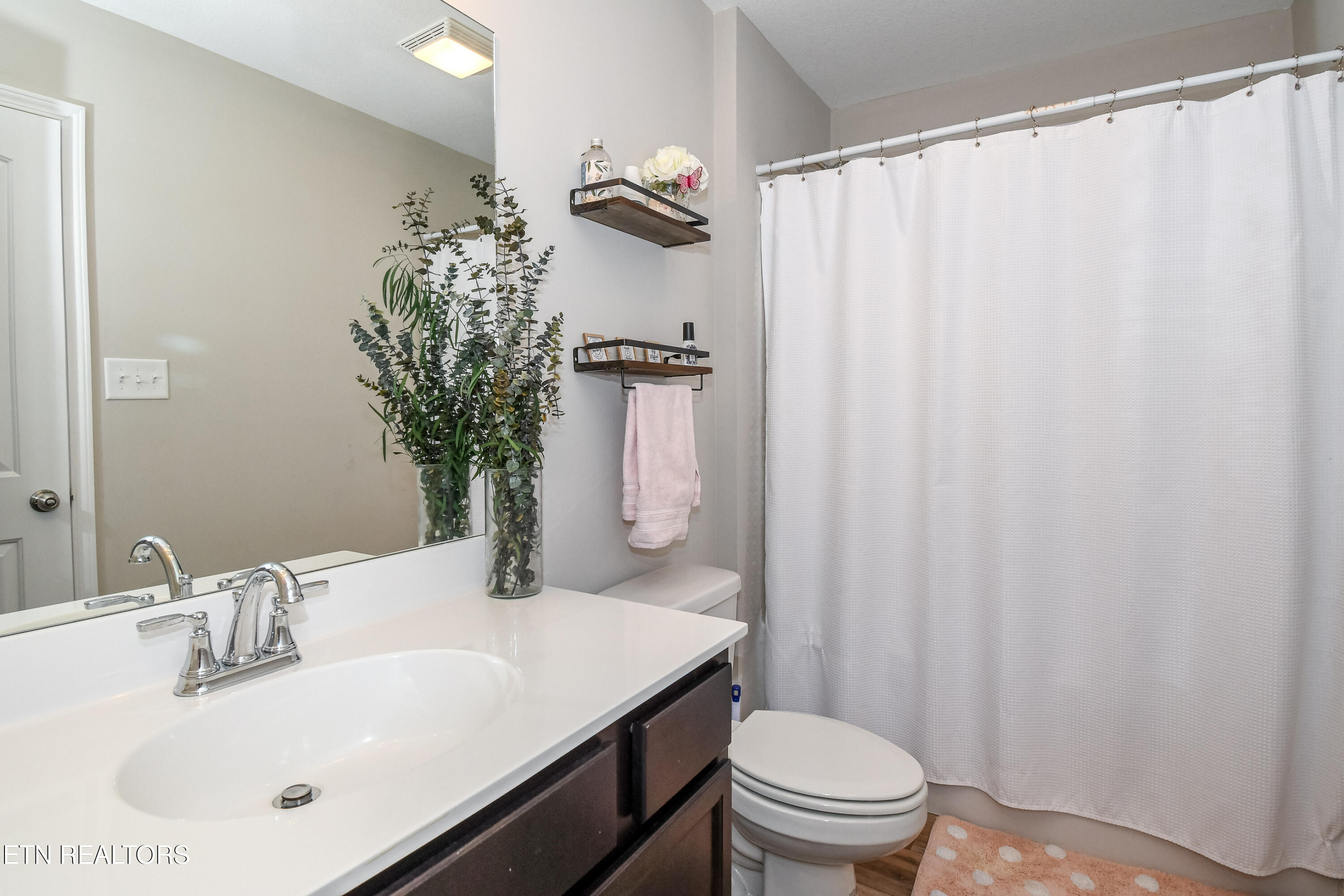 7707 Honey Oaks Road Corryton TN 37721