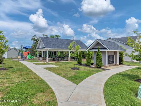 7707 Honey Oaks Road Corryton TN 37721