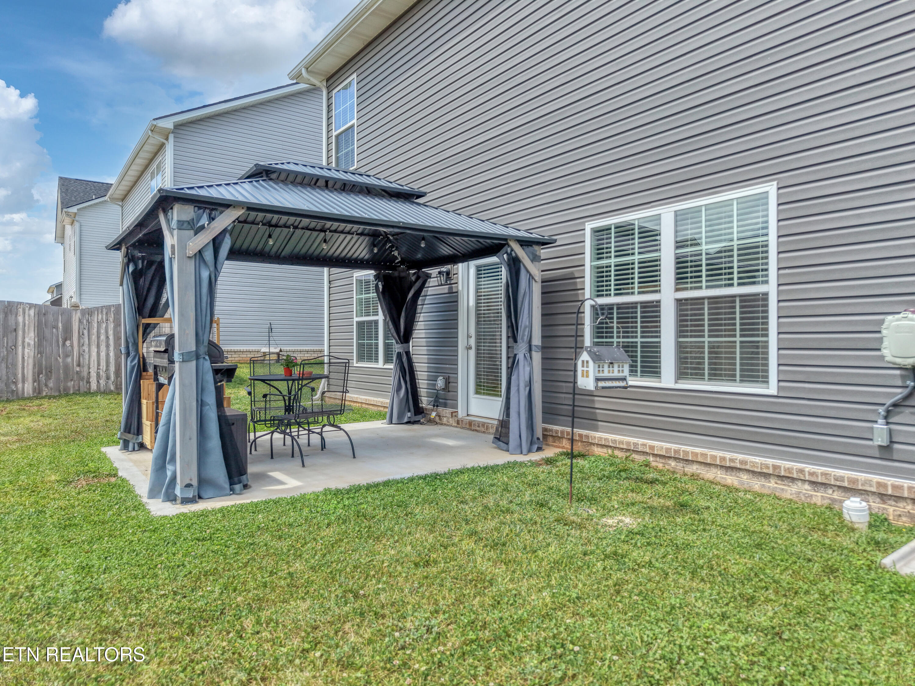 7707 Honey Oaks Road Corryton TN 37721