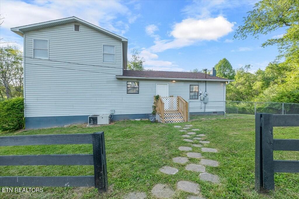 518 Flatt Spur Road Jamestown TN 38556