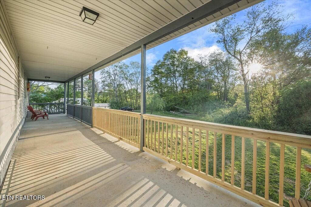 518 Flatt Spur Road Jamestown TN 38556