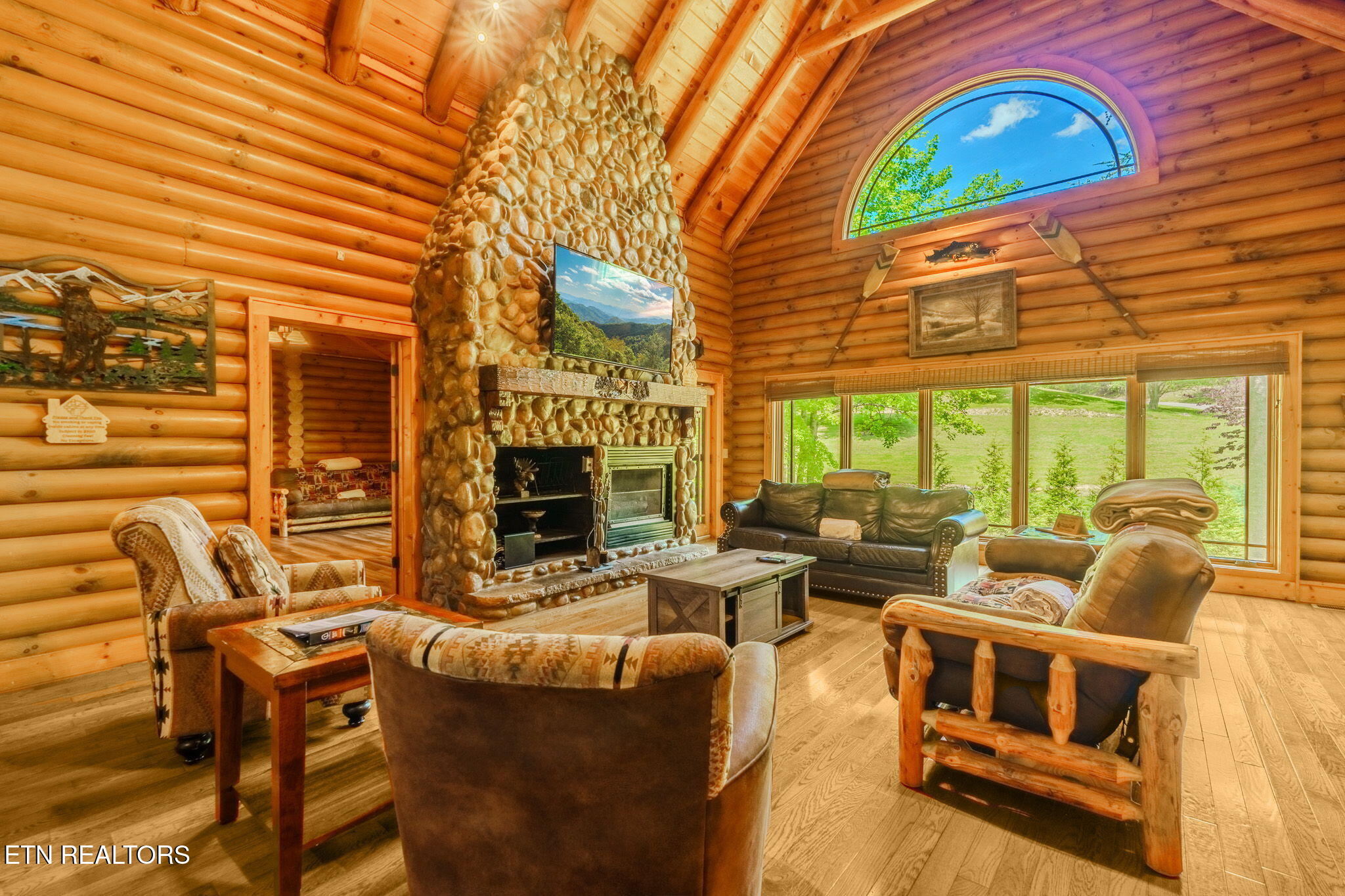 2609 Cedar Falls Way Sevierville TN 37862