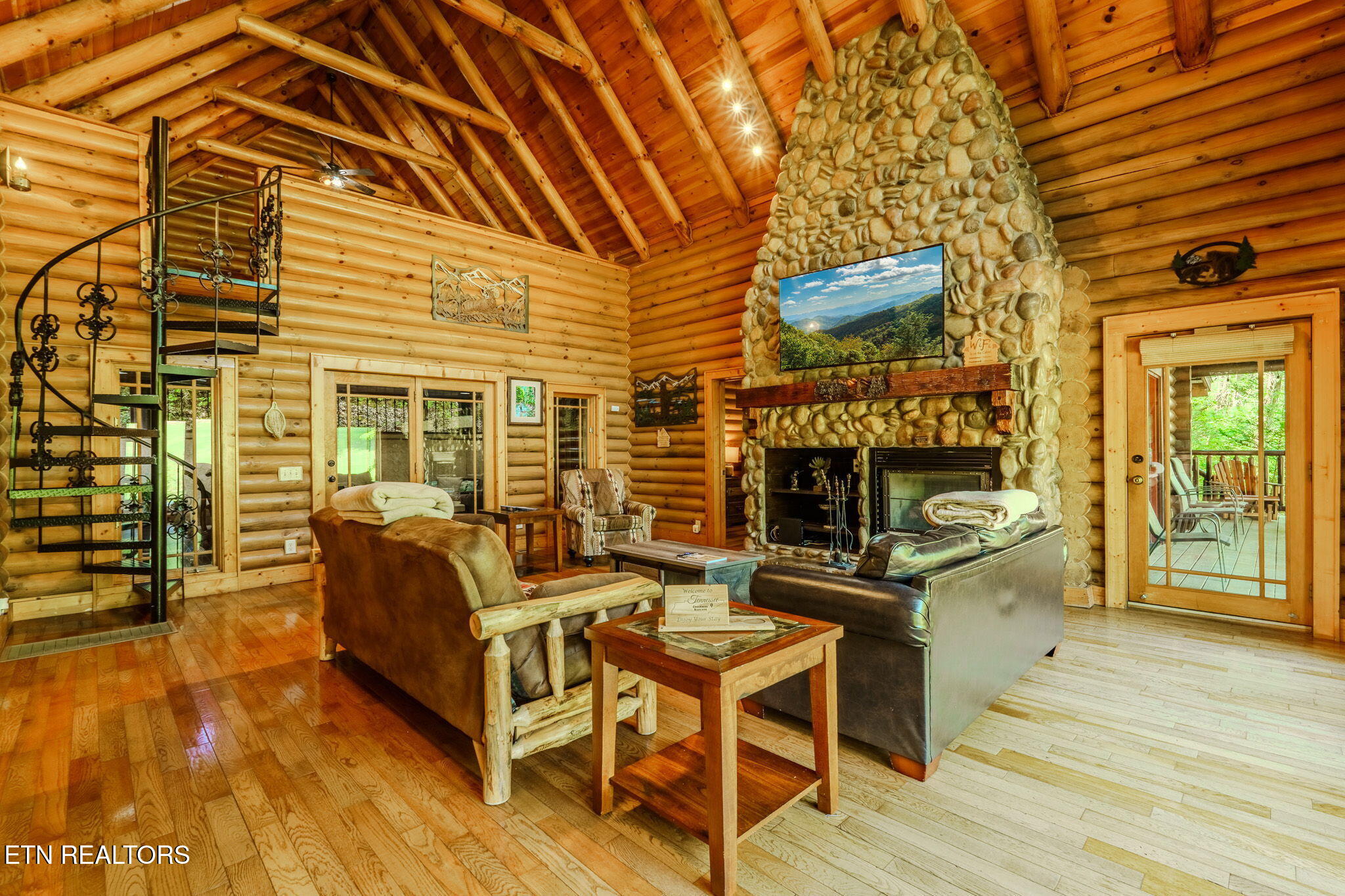 2609 Cedar Falls Way Sevierville TN 37862