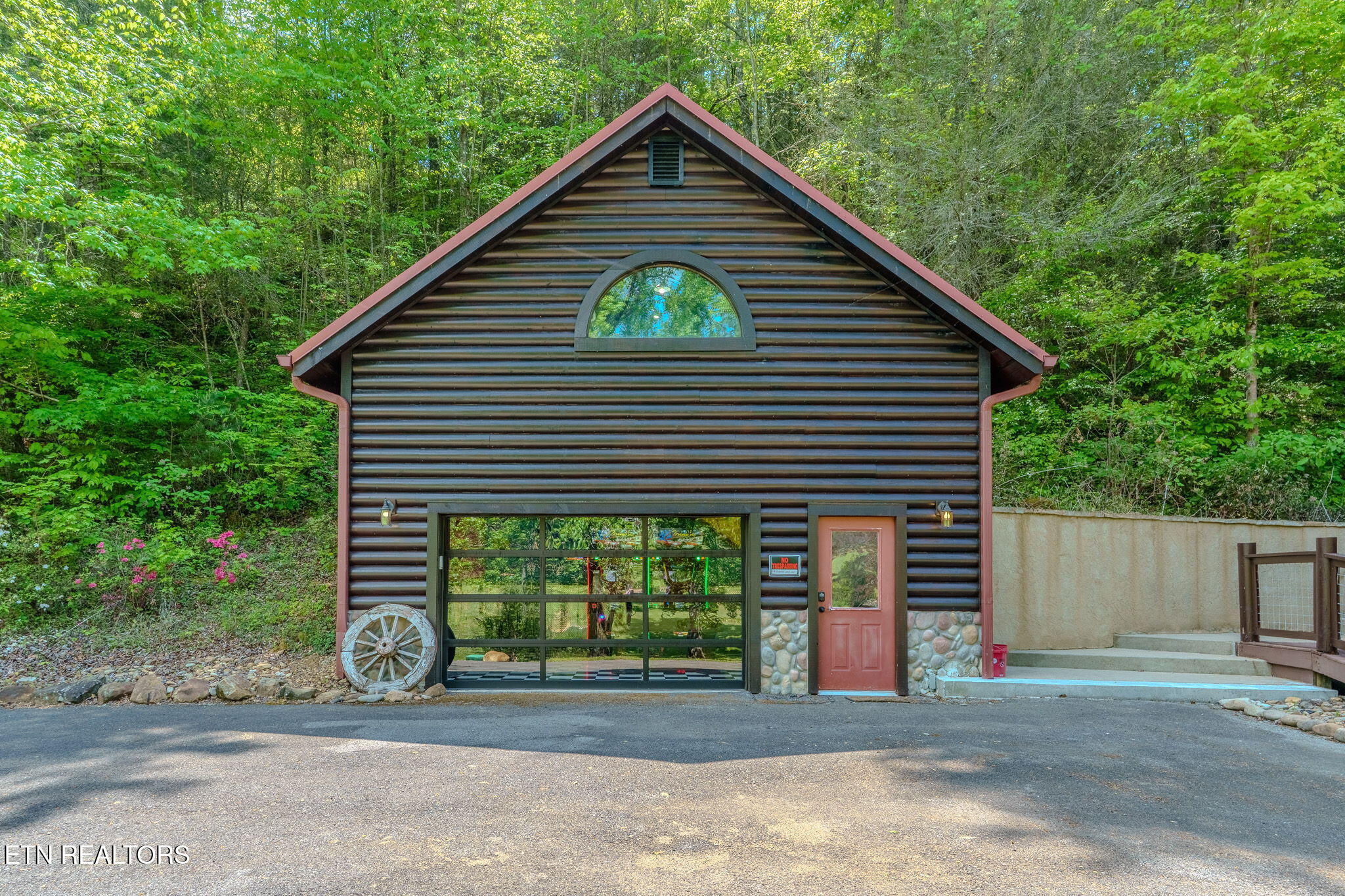 2609 Cedar Falls Way Sevierville TN 37862