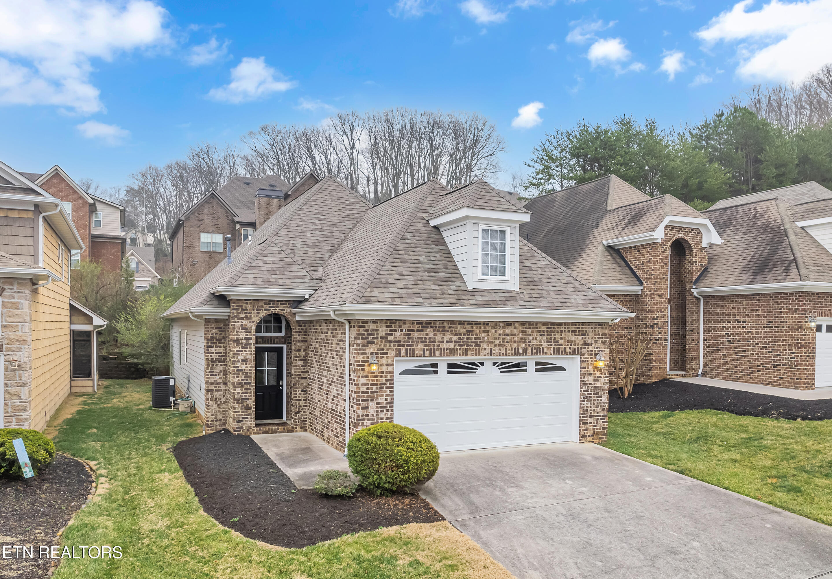 1036 Gothic Manor Way Knoxville TN 37923