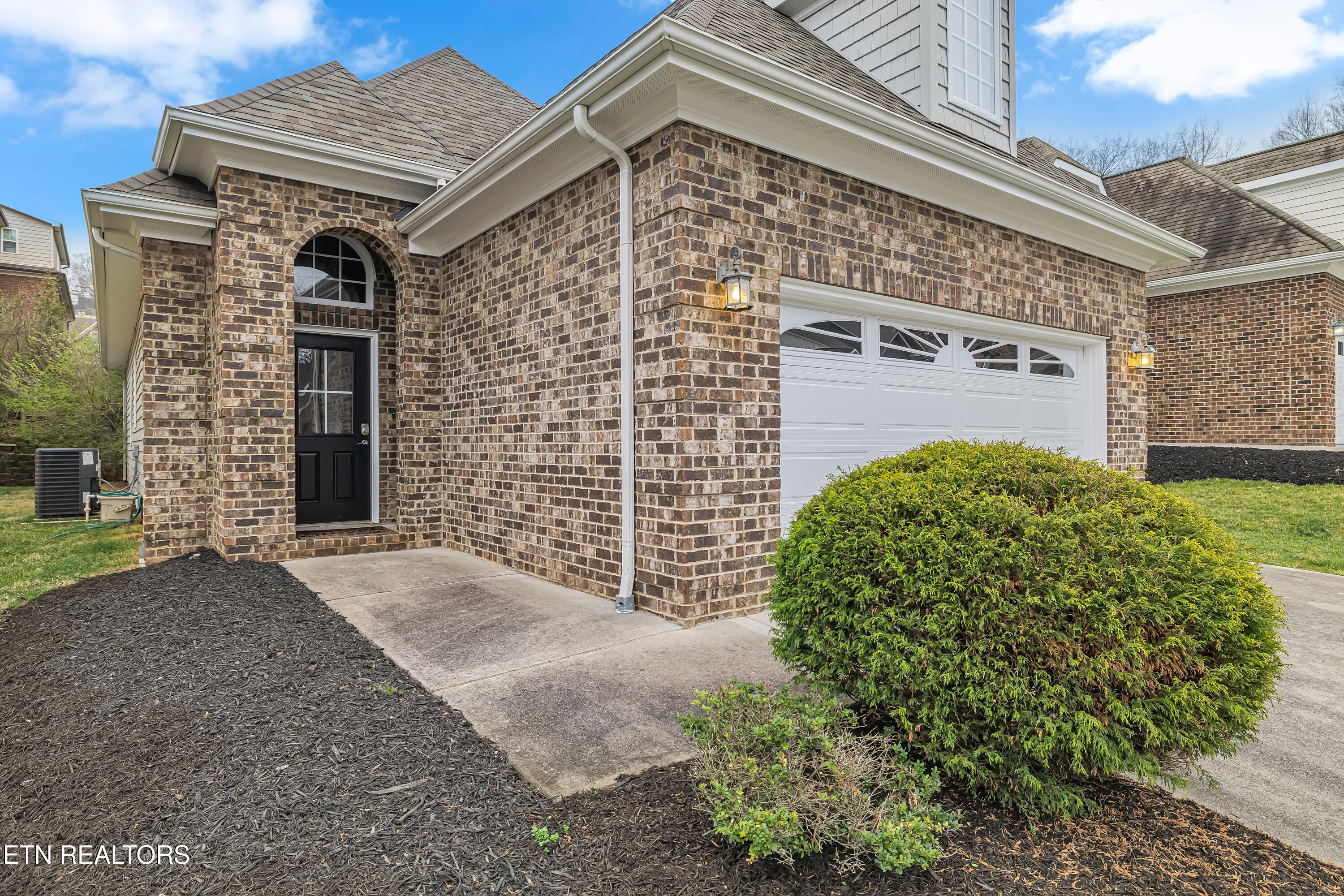 1036 Gothic Manor Way Knoxville TN 37923
