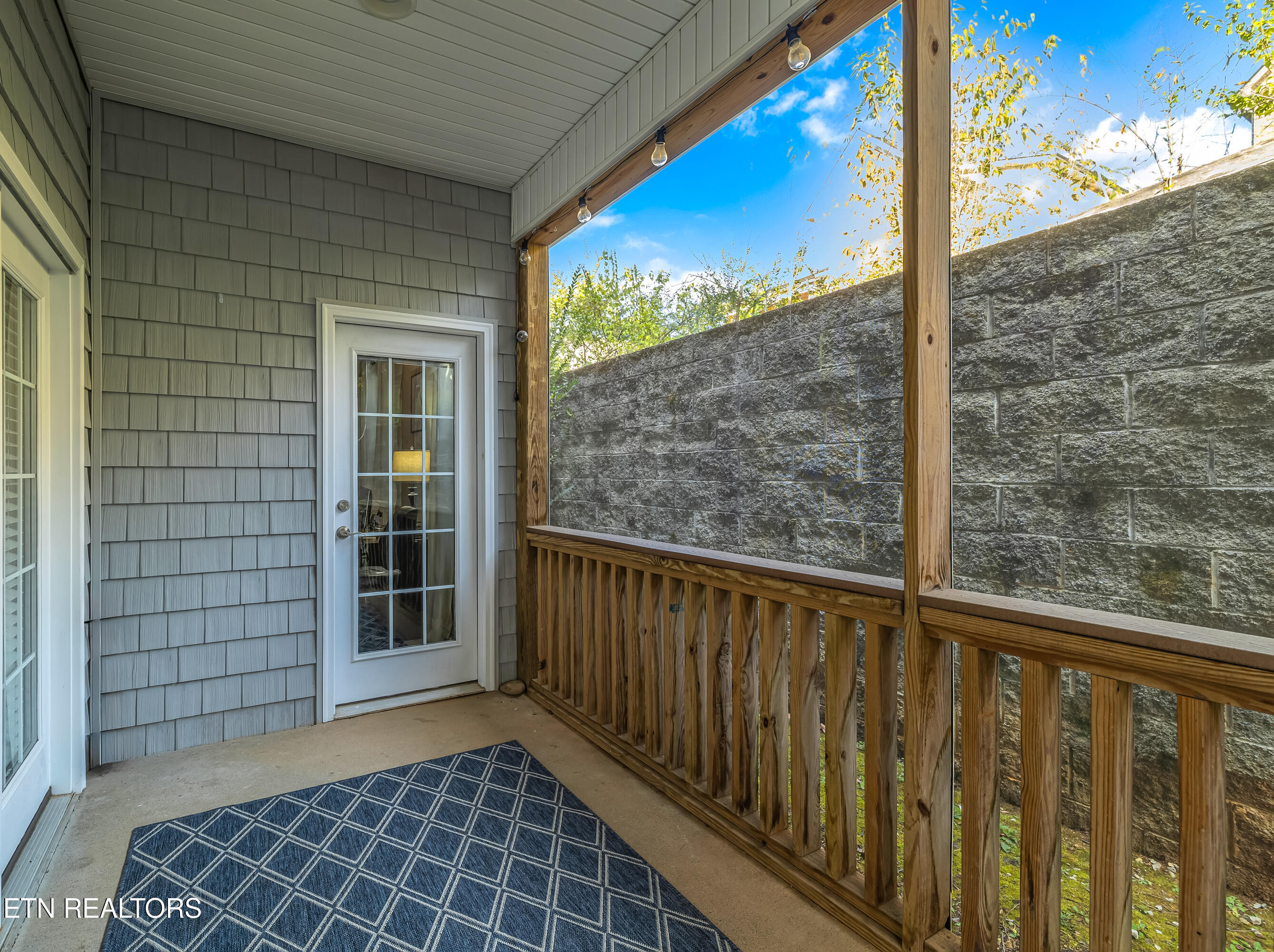 1036 Gothic Manor Way Knoxville TN 37923