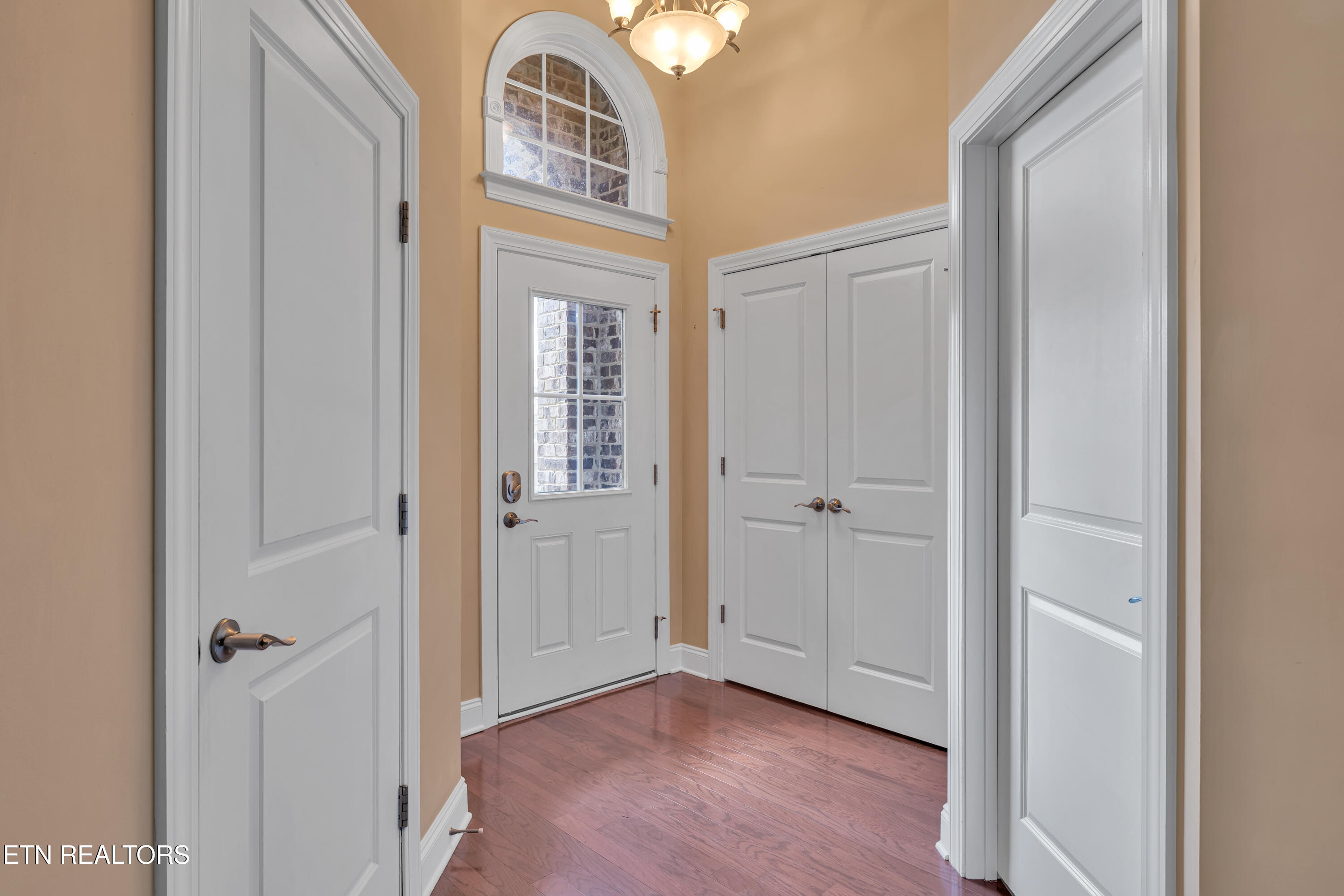 1036 Gothic Manor Way Knoxville TN 37923