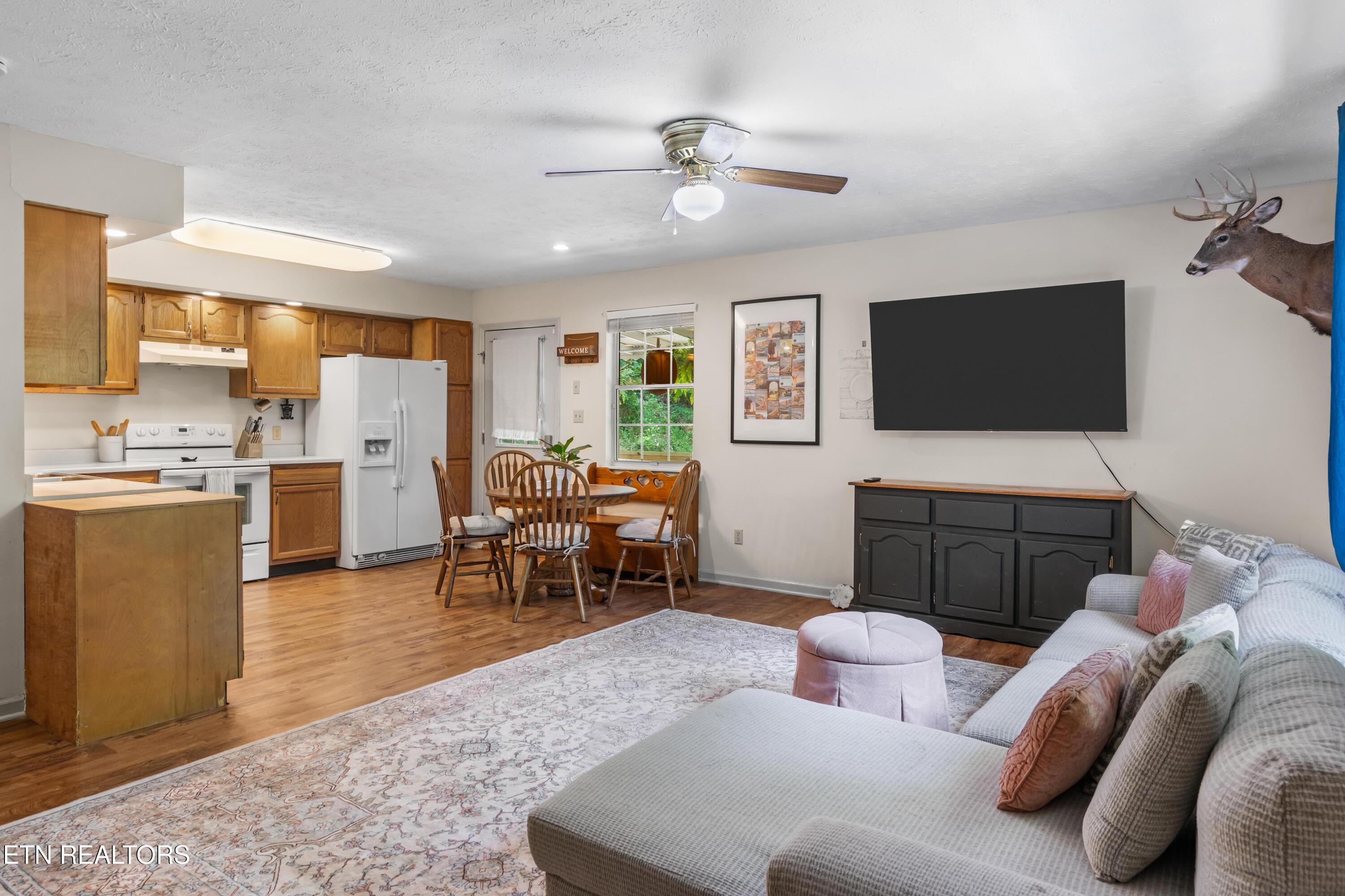3714 Roberts Road Corryton TN 37721