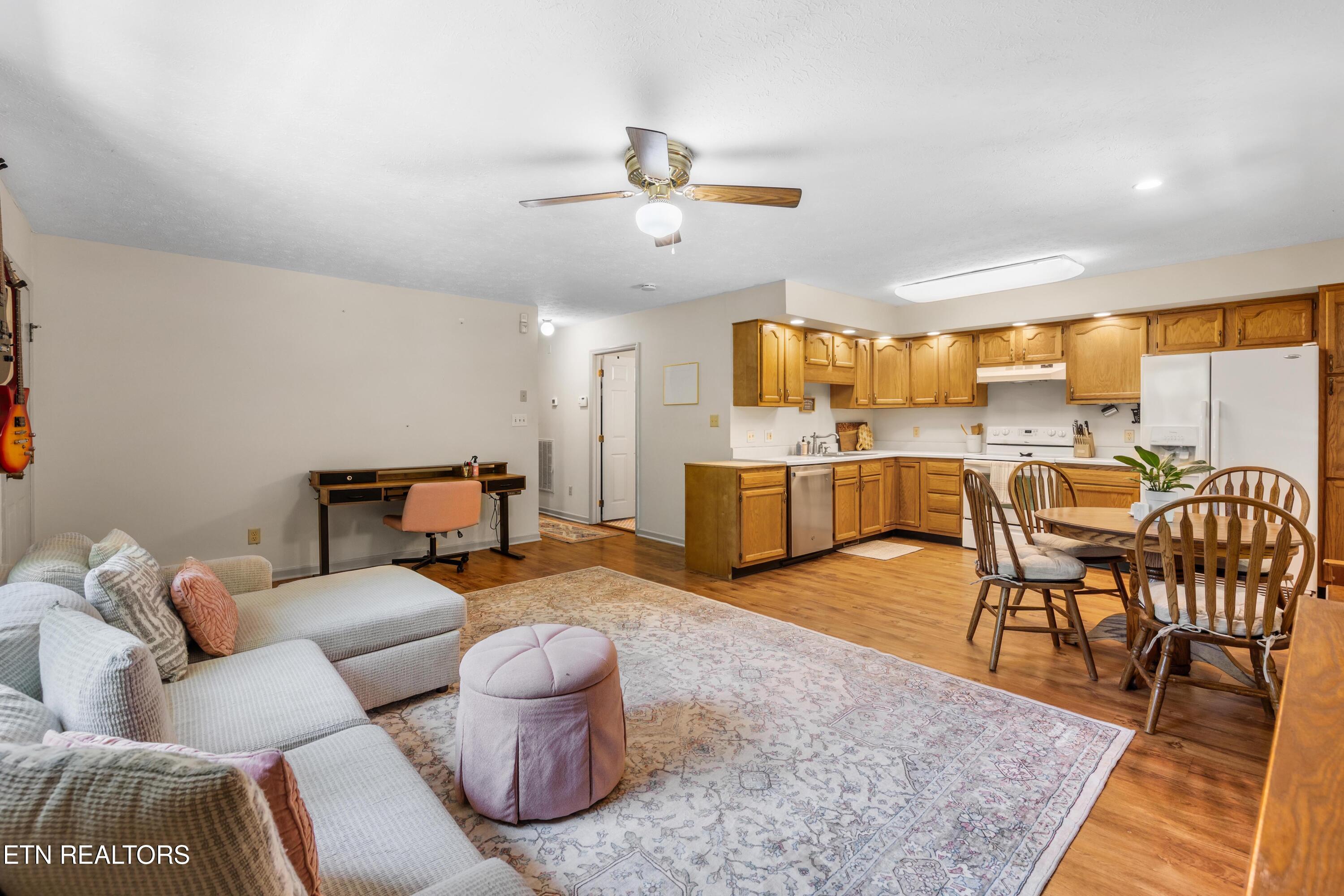 3714 Roberts Road Corryton TN 37721