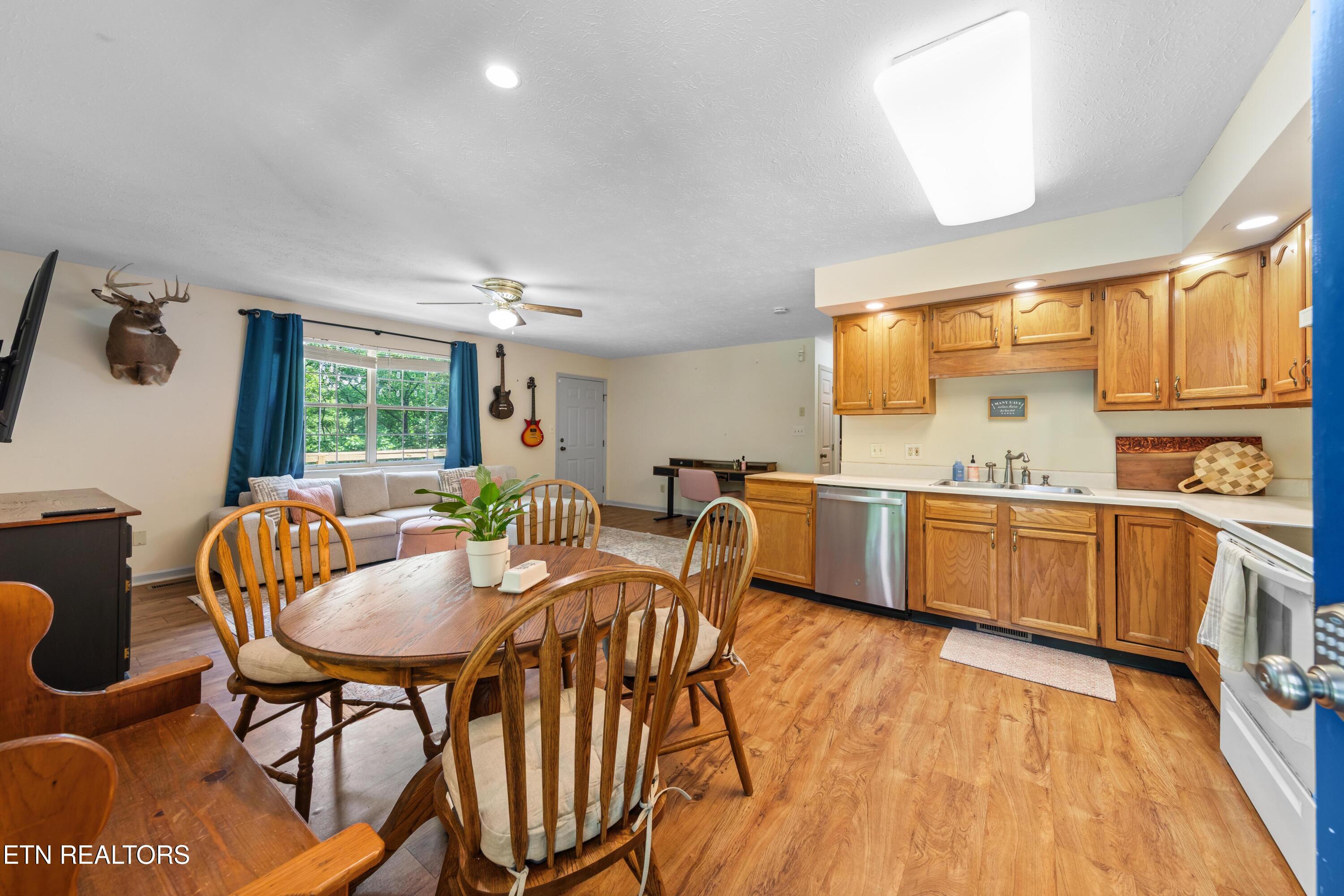 3714 Roberts Road Corryton TN 37721