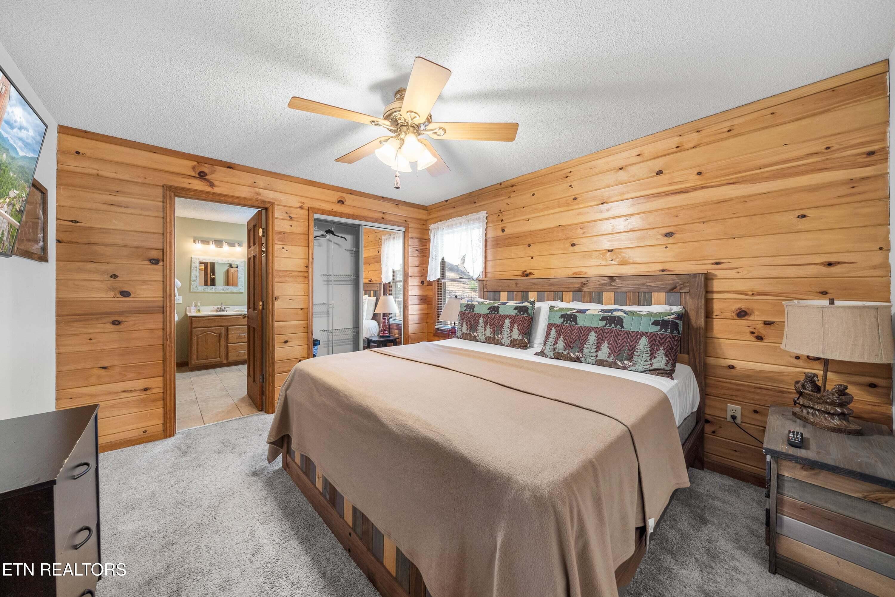 4094 Hickory Hollow Way Sevierville TN 37862