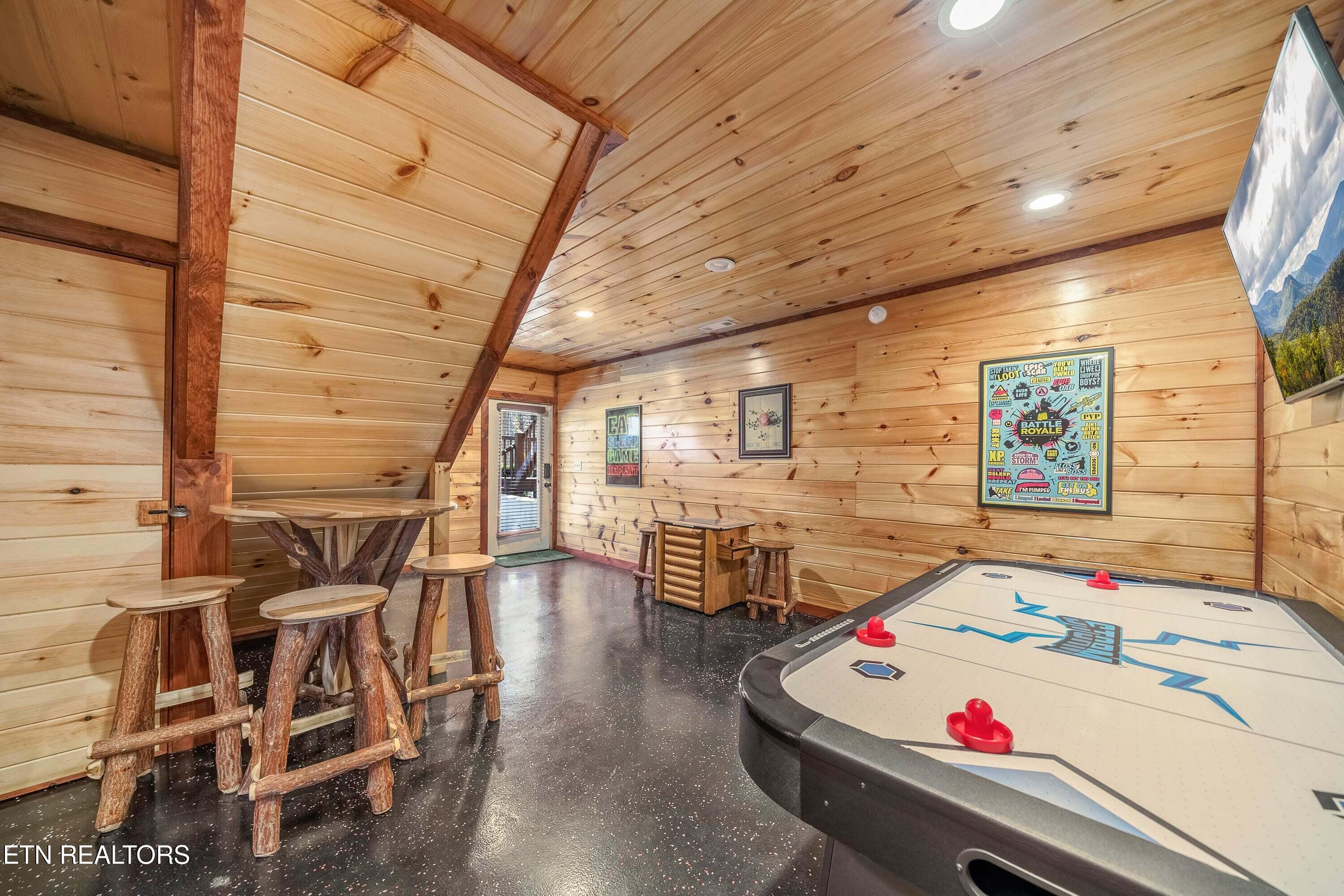 4094 Hickory Hollow Way Sevierville TN 37862