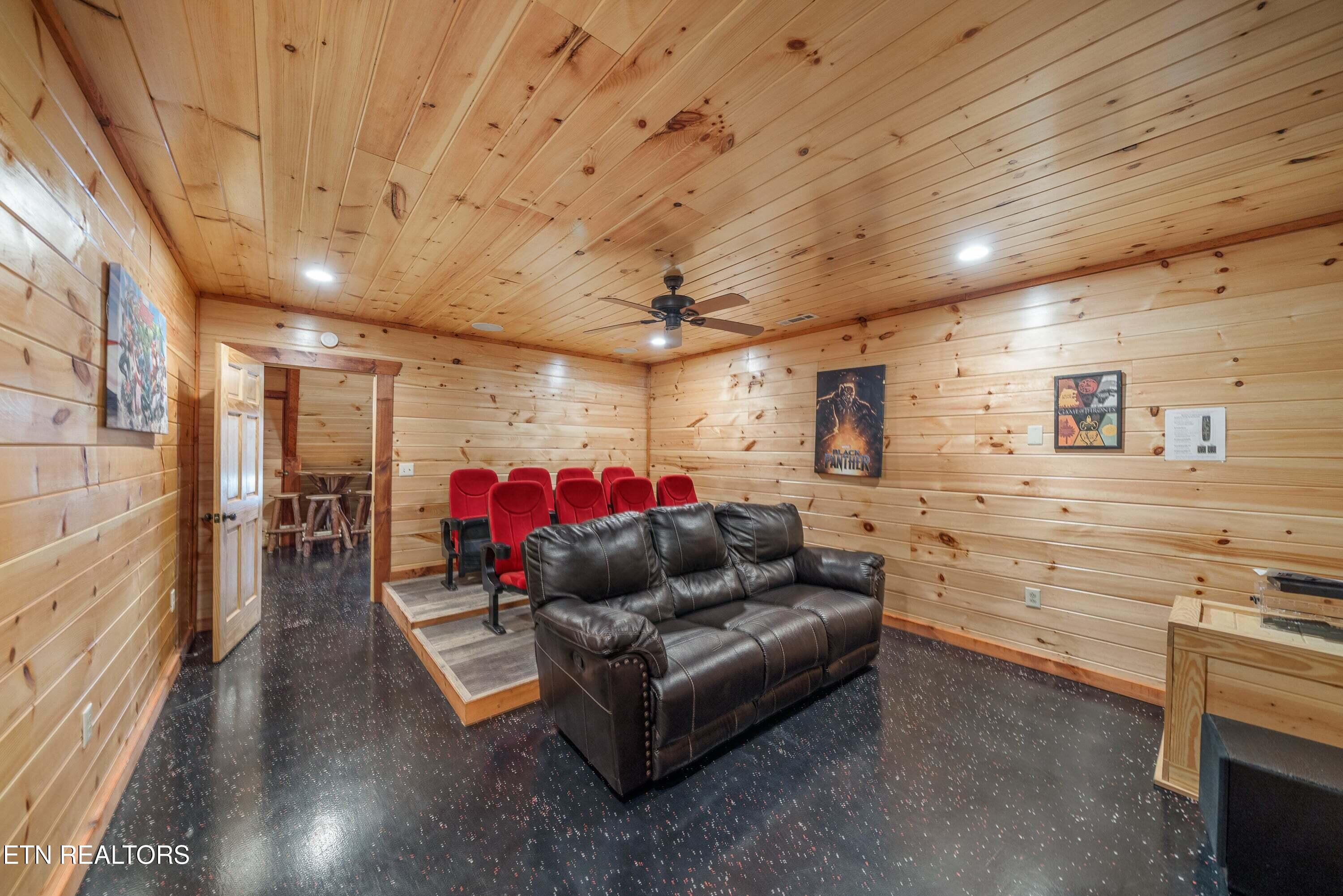 4094 Hickory Hollow Way Sevierville TN 37862