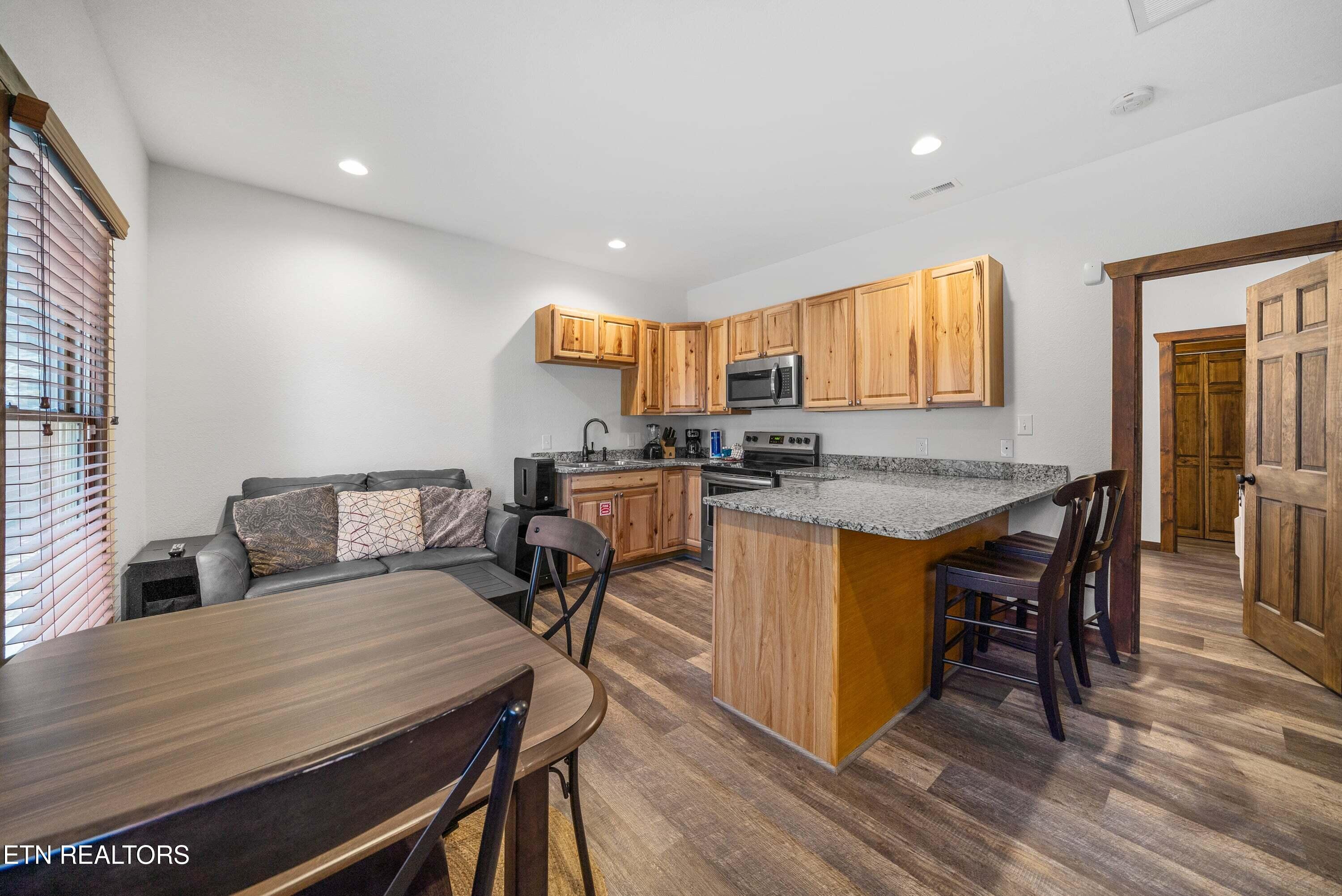 4094 Hickory Hollow Way Sevierville TN 37862