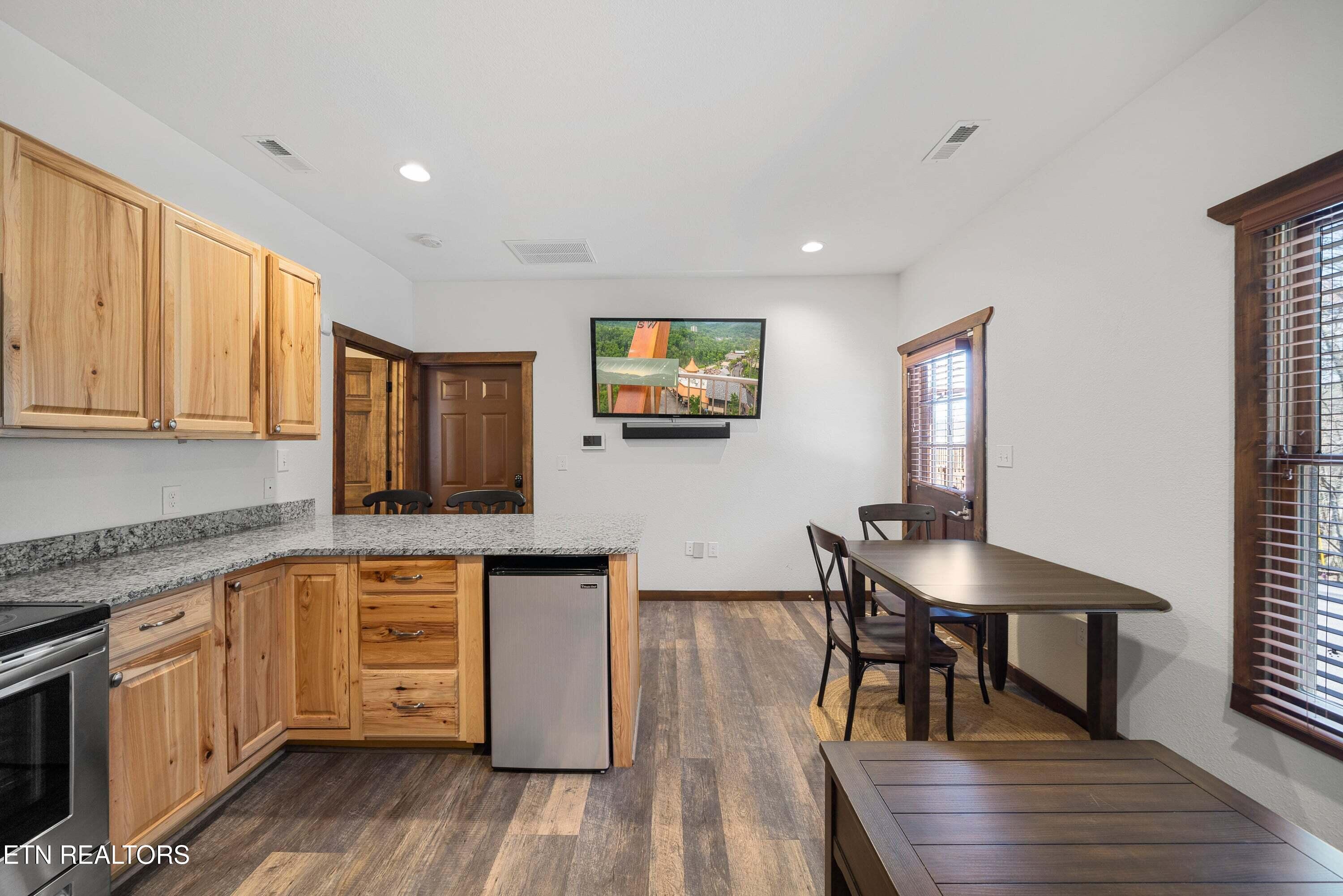 4094 Hickory Hollow Way Sevierville TN 37862