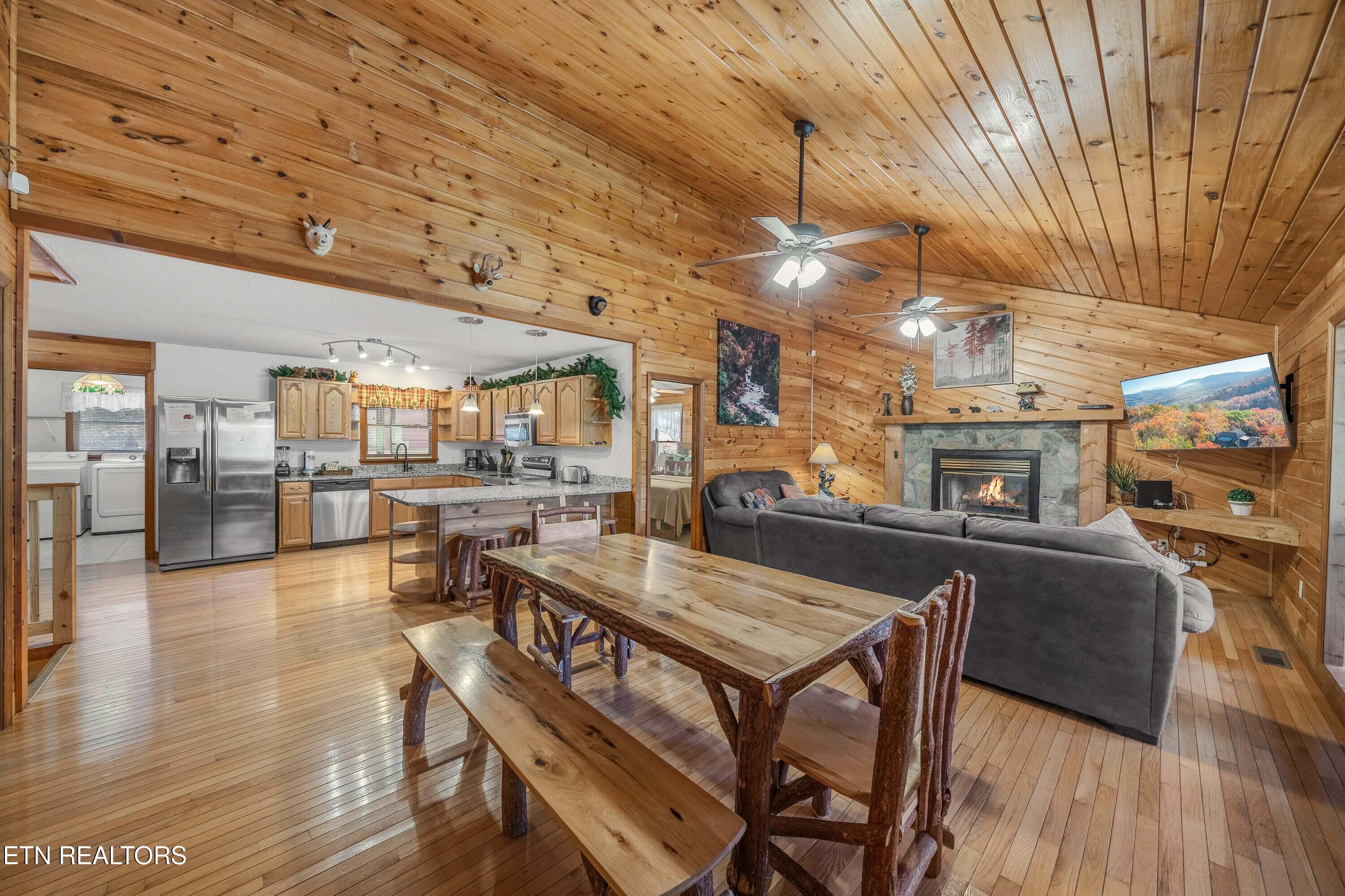 4094 Hickory Hollow Way Sevierville TN 37862