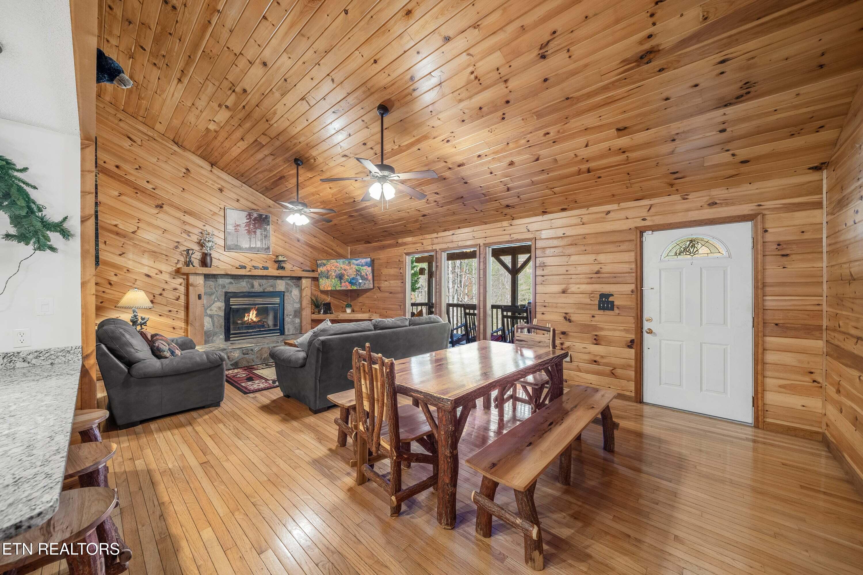 4094 Hickory Hollow Way Sevierville TN 37862