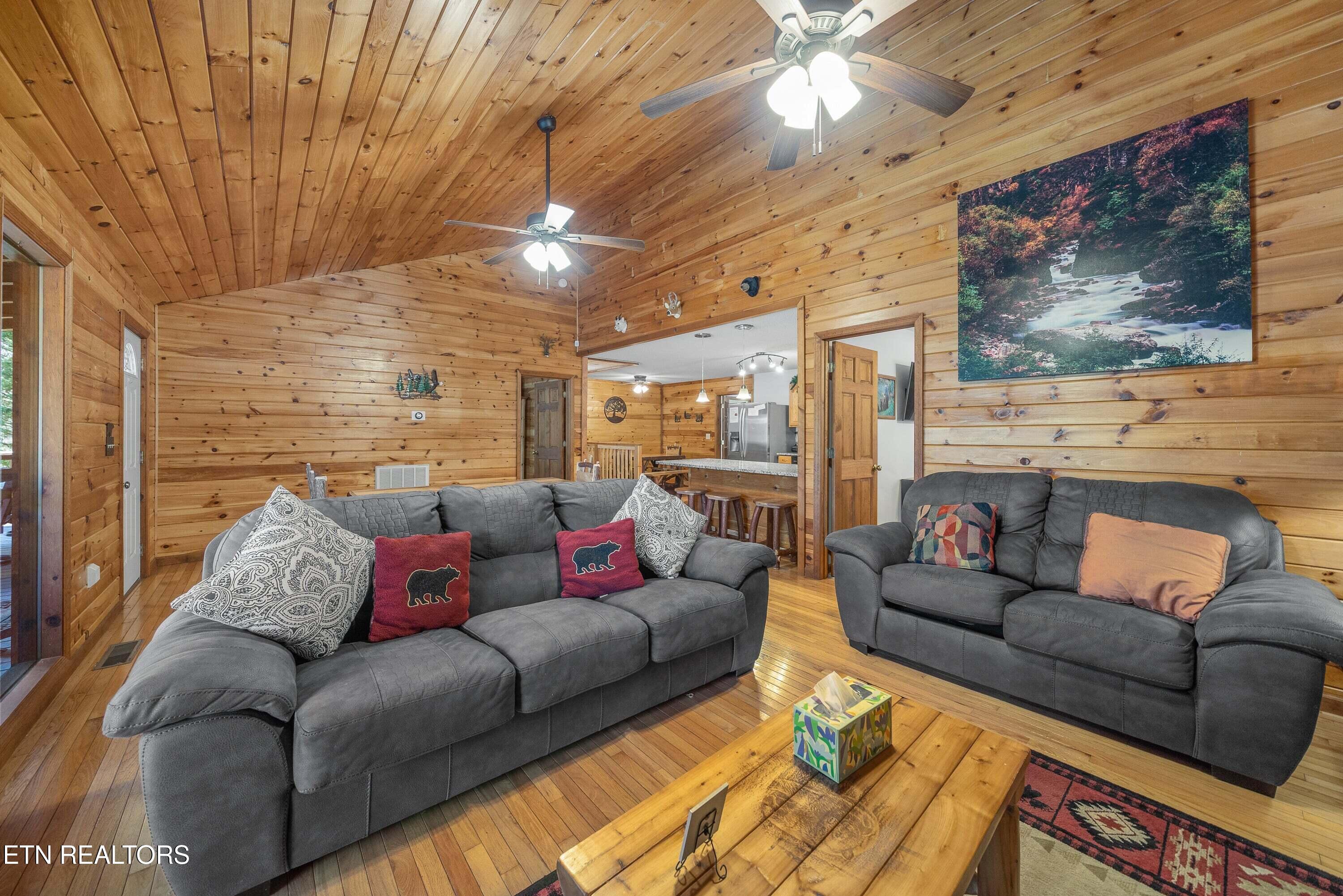4094 Hickory Hollow Way Sevierville TN 37862