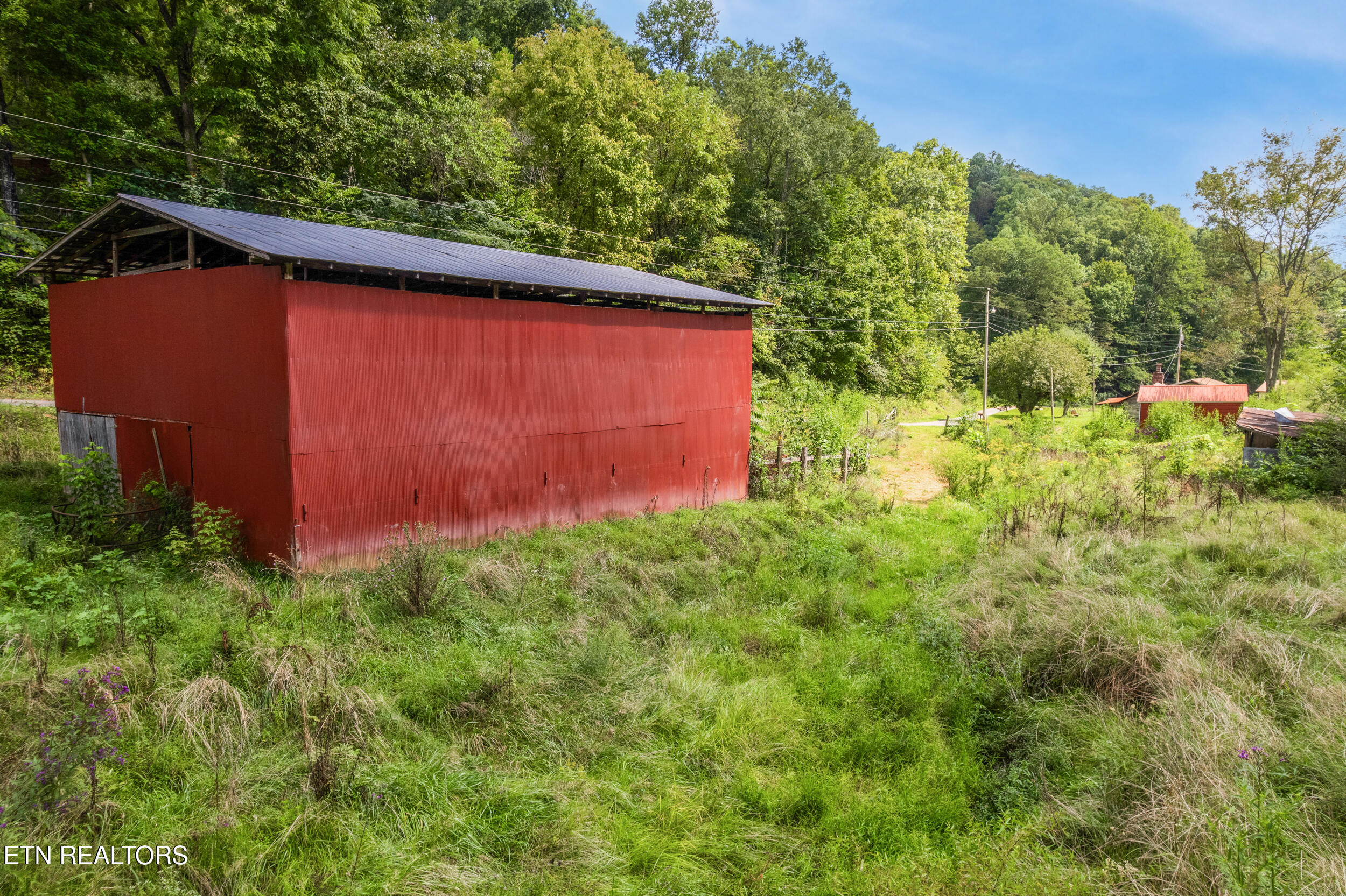 323 Vannoy Road Tazewell TN 37879