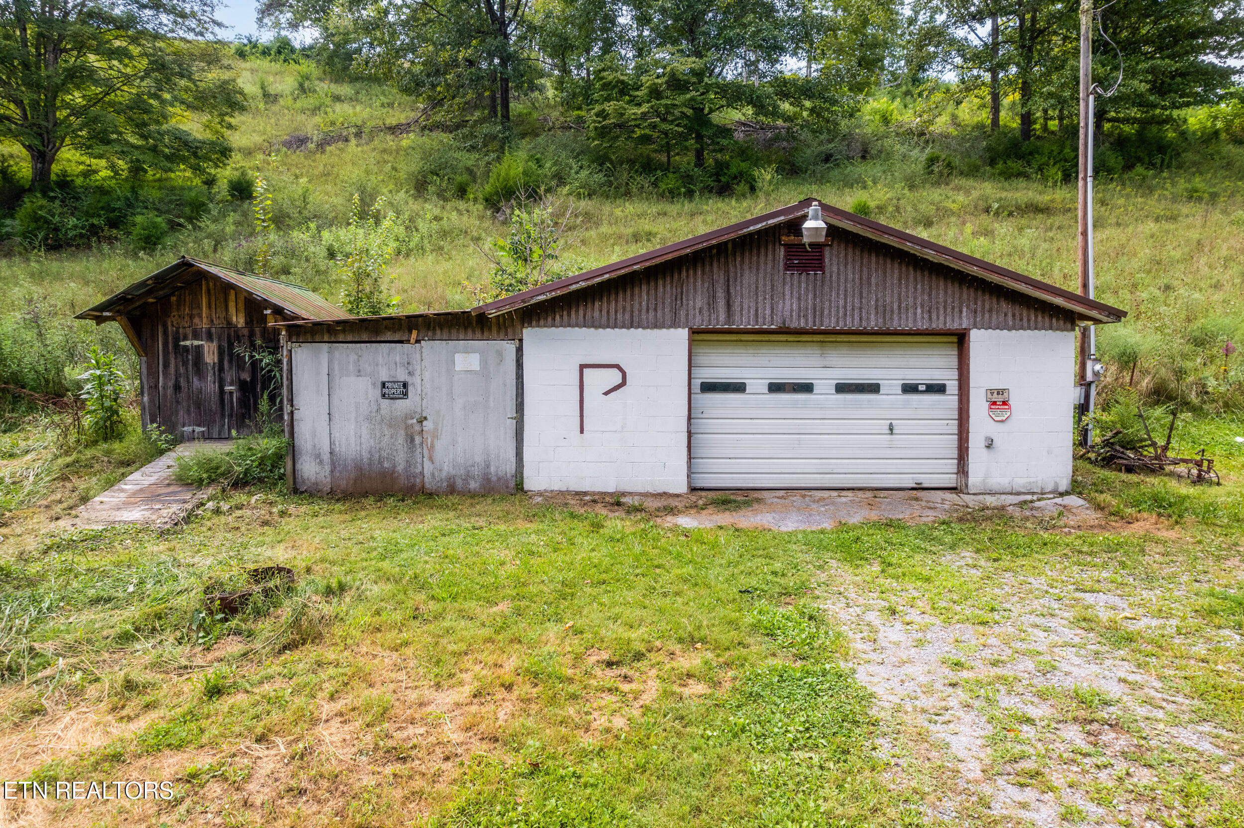 323 Vannoy Road Tazewell TN 37879
