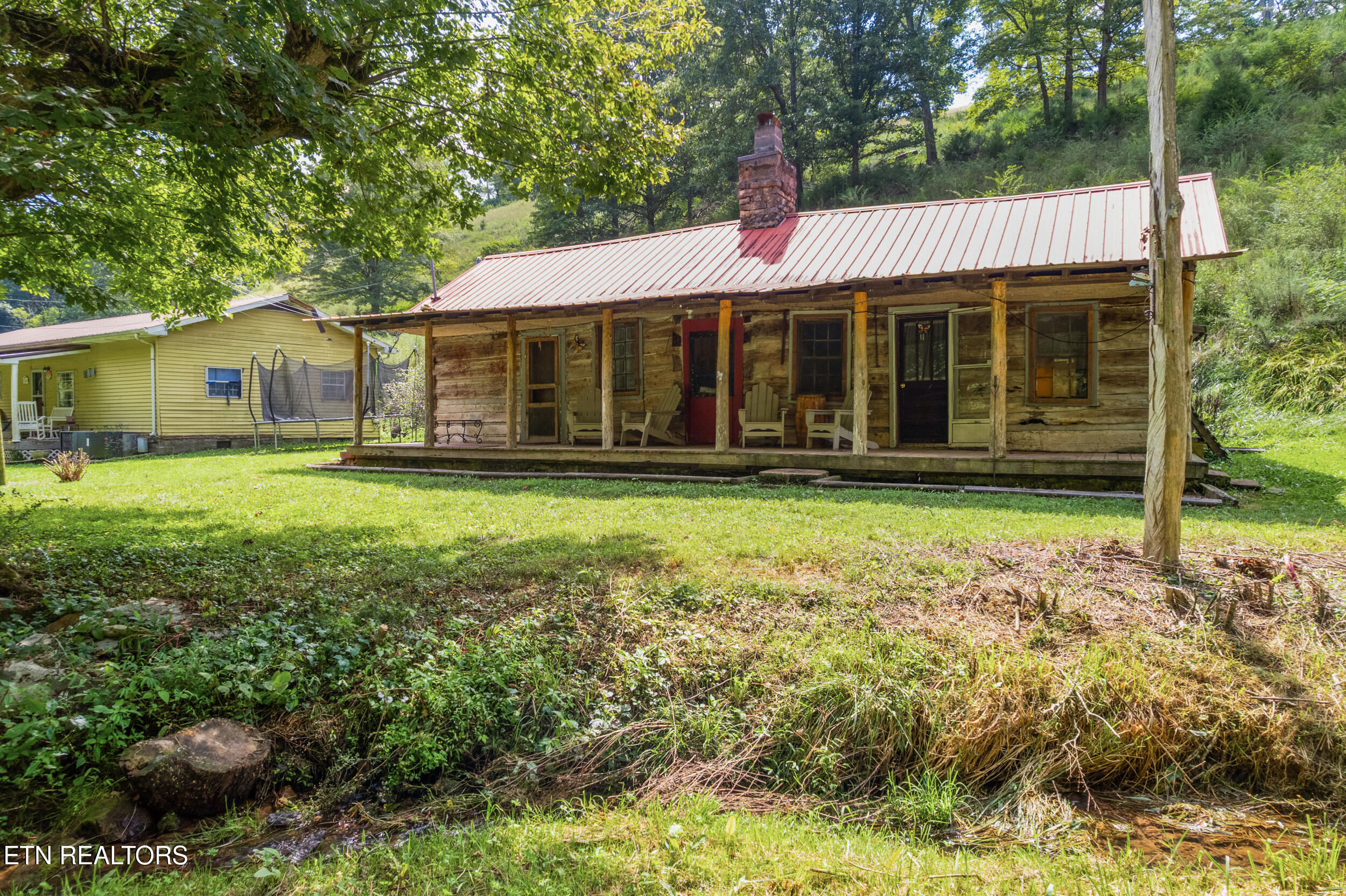 323 Vannoy Road Tazewell TN 37879