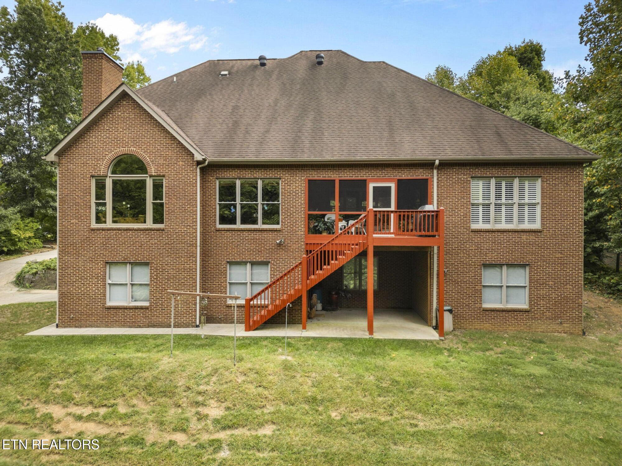 2016 Berrywood Drive Knoxville TN 37932