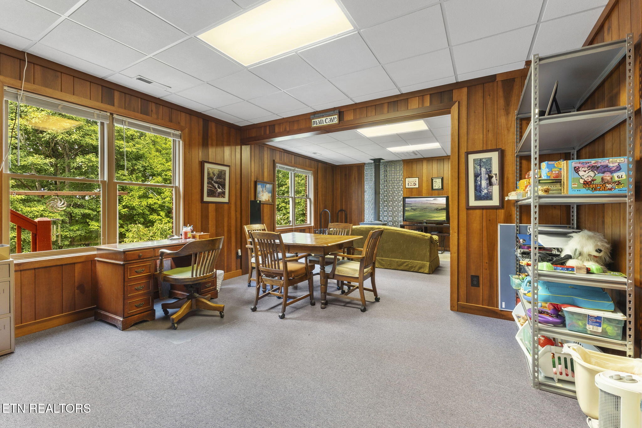 2016 Berrywood Drive Knoxville TN 37932