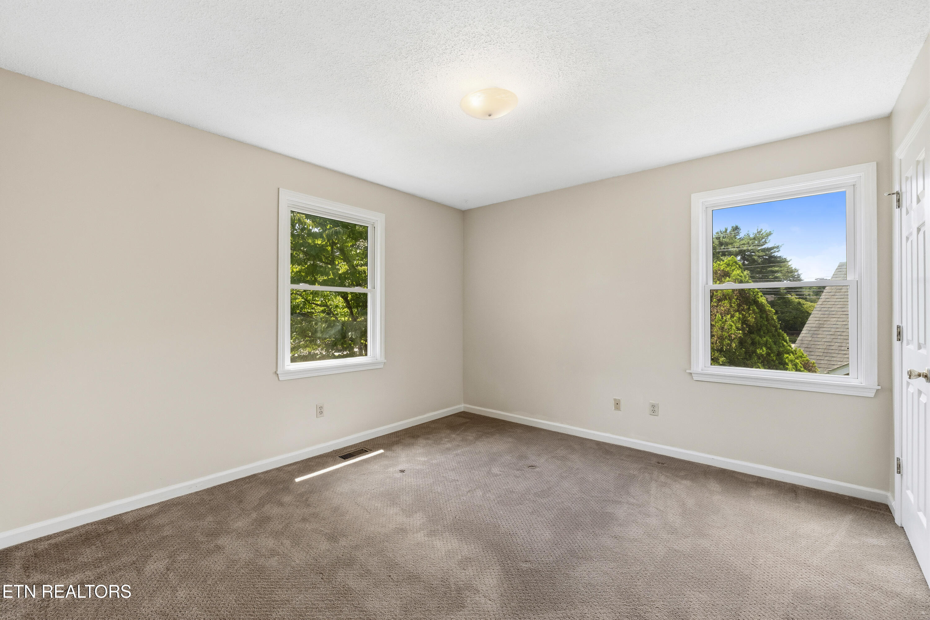 8745 Shoreham Boulevard Knoxville TN 37922