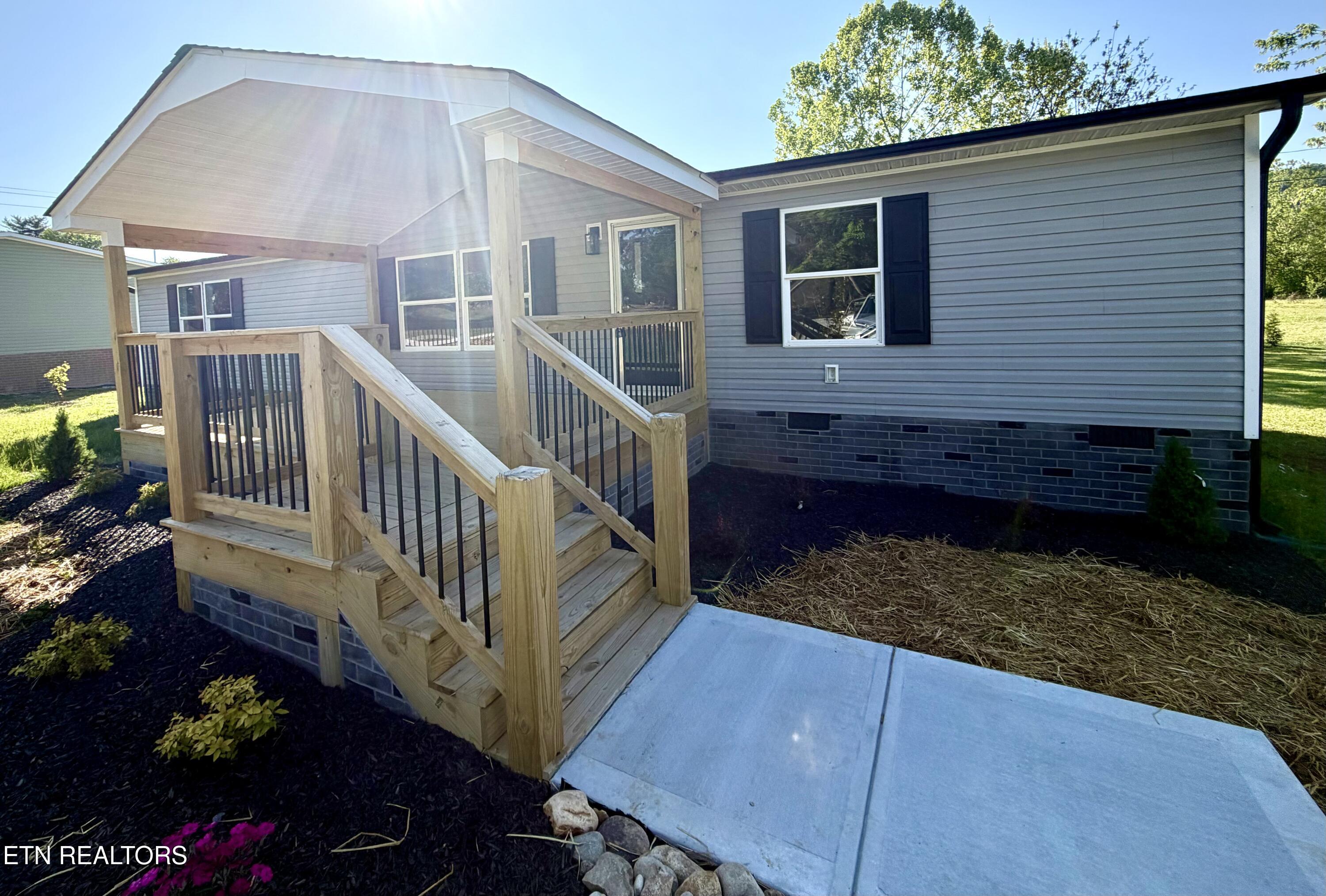 1312 W Beaver Creek Drive Powell TN 37849