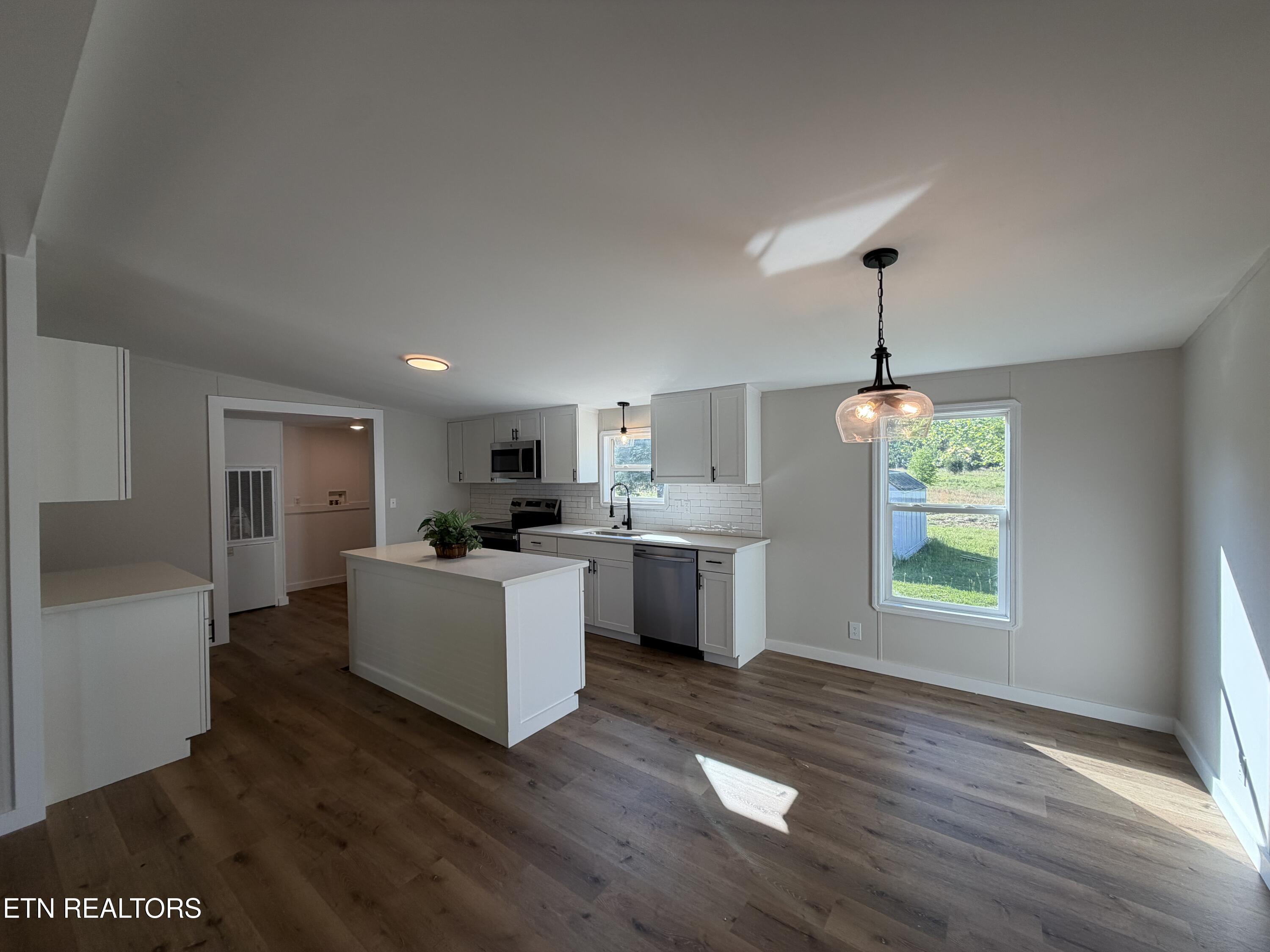 1312 W Beaver Creek Drive Powell TN 37849