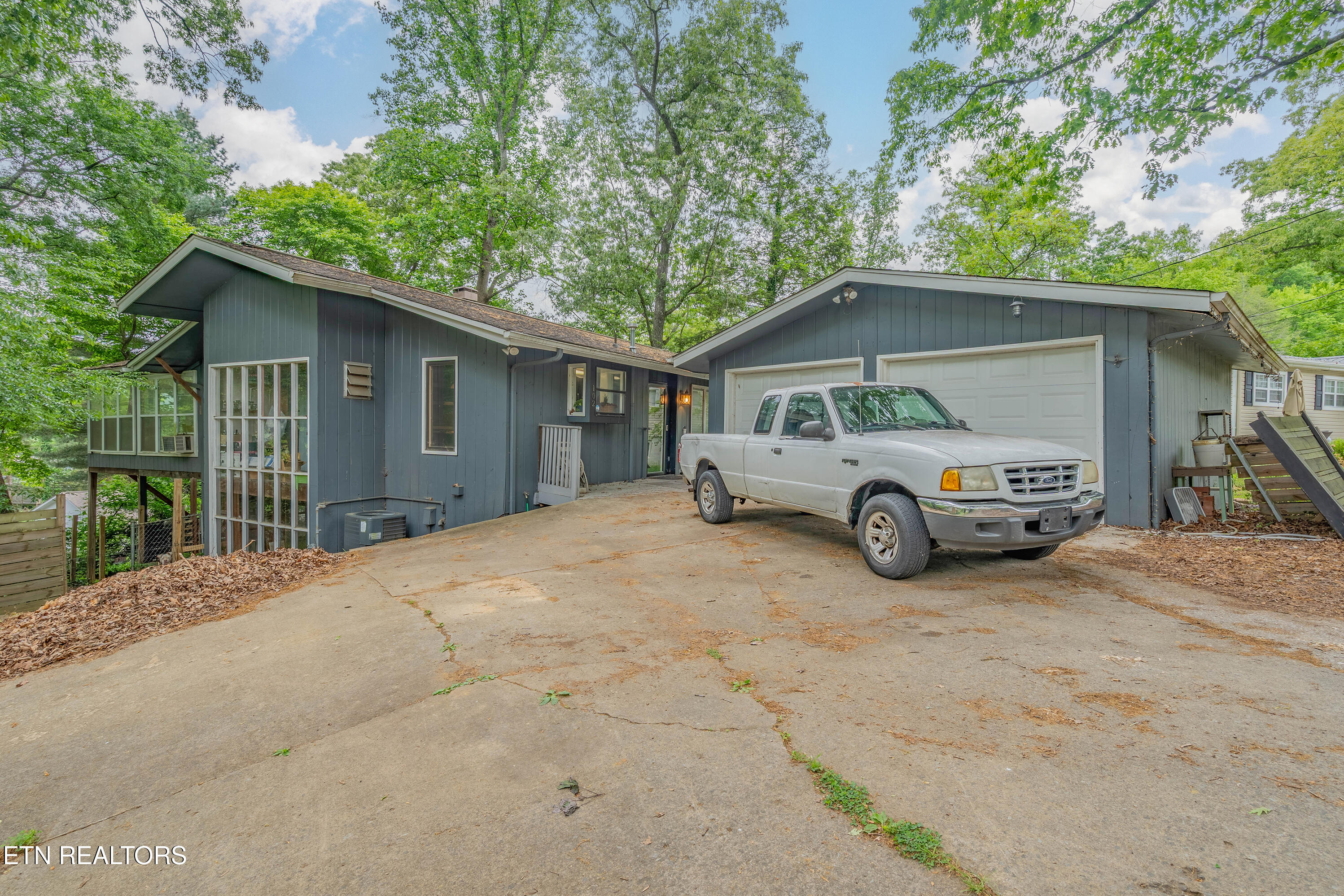 102 Ithaca Lane Oak Ridge TN 37830