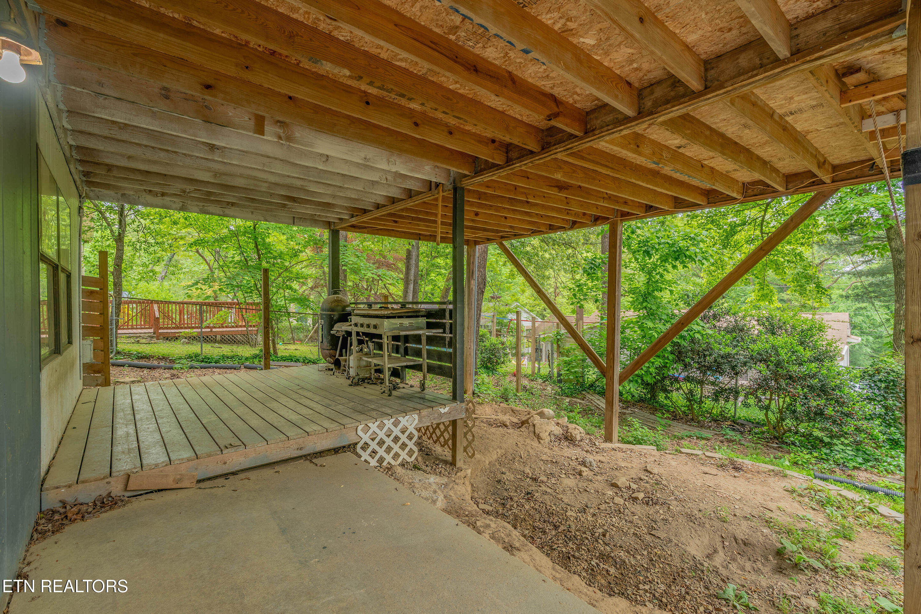 102 Ithaca Lane Oak Ridge TN 37830