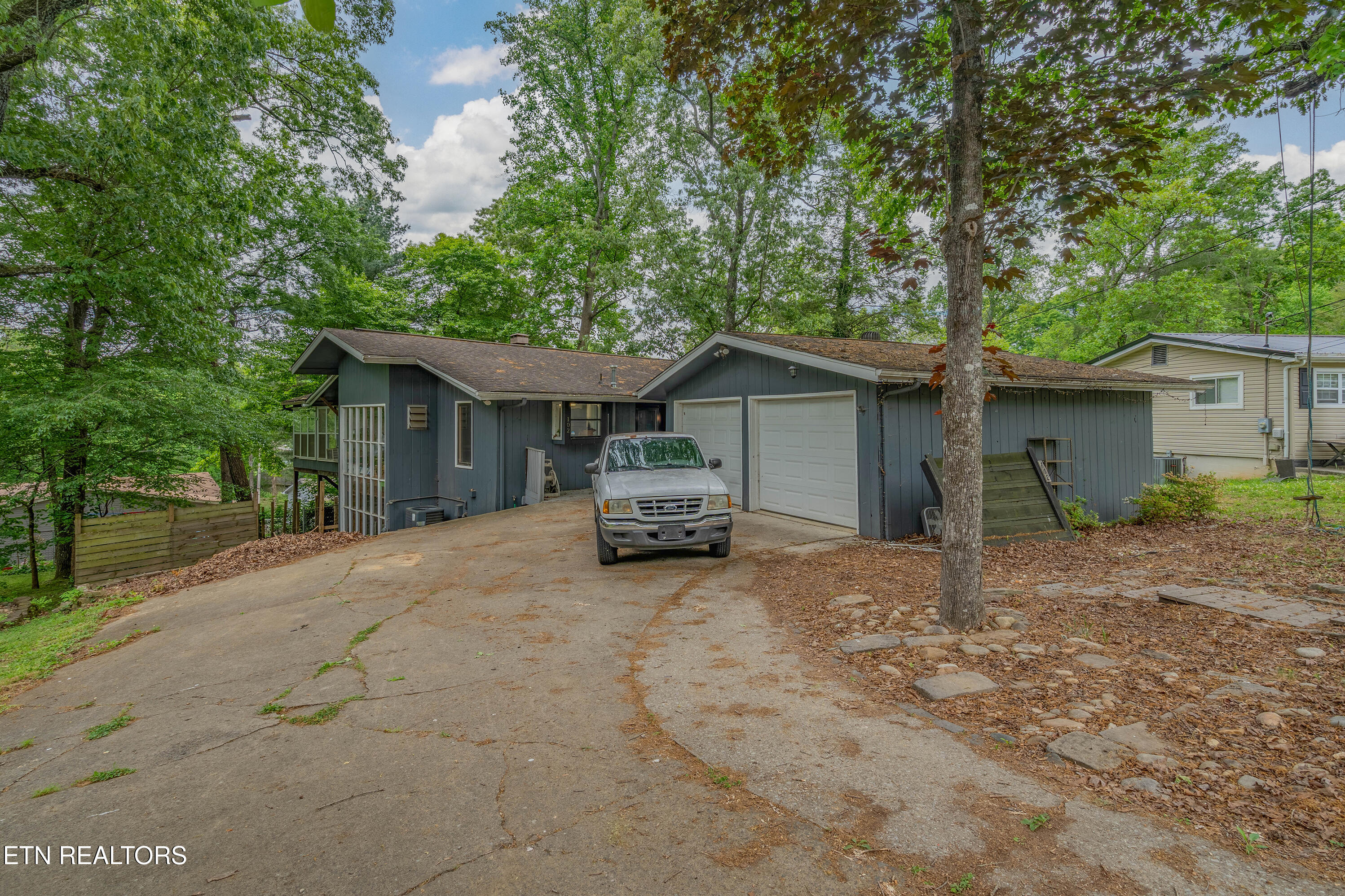 102 Ithaca Lane Oak Ridge TN 37830