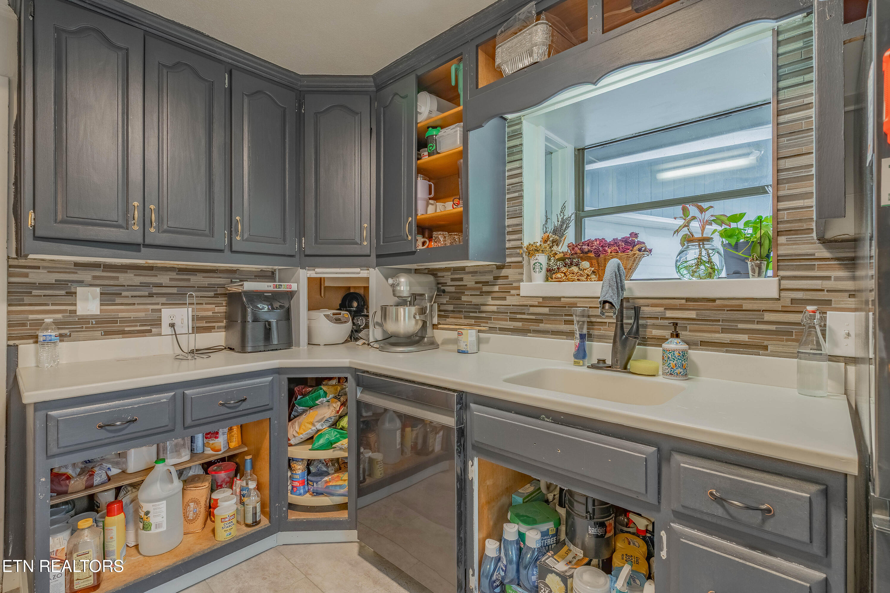 102 Ithaca Lane Oak Ridge TN 37830