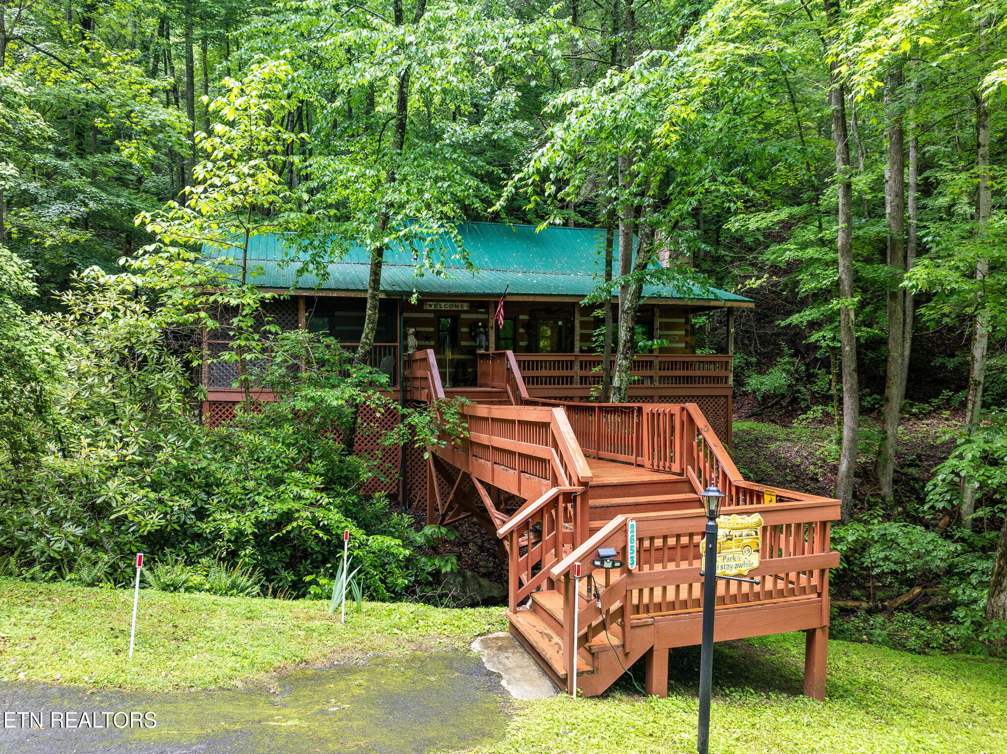 2653 Black Walnut Flats Road Pigeon Forge TN 37862